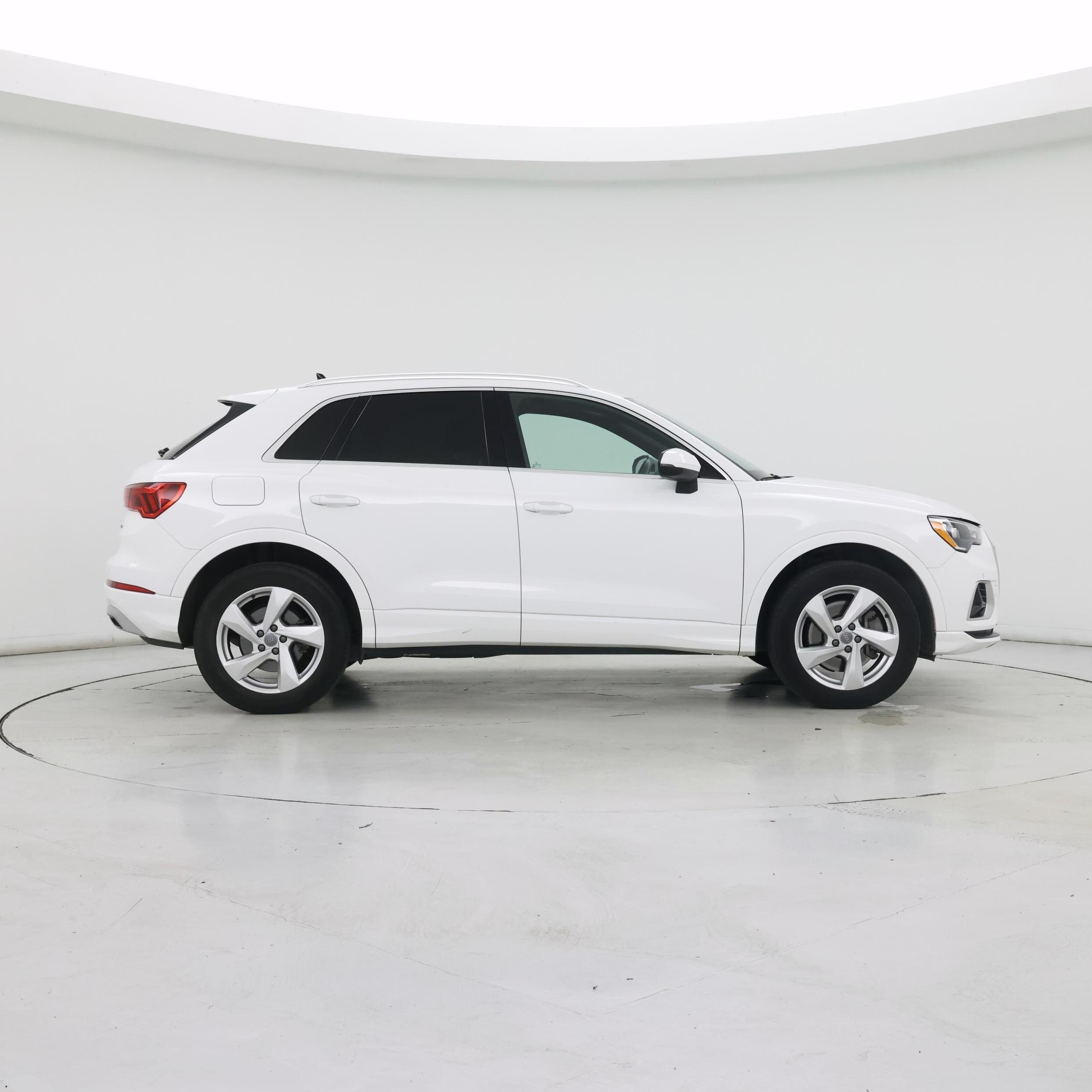 Thumbnail: 2020 Audi Q3 - 7