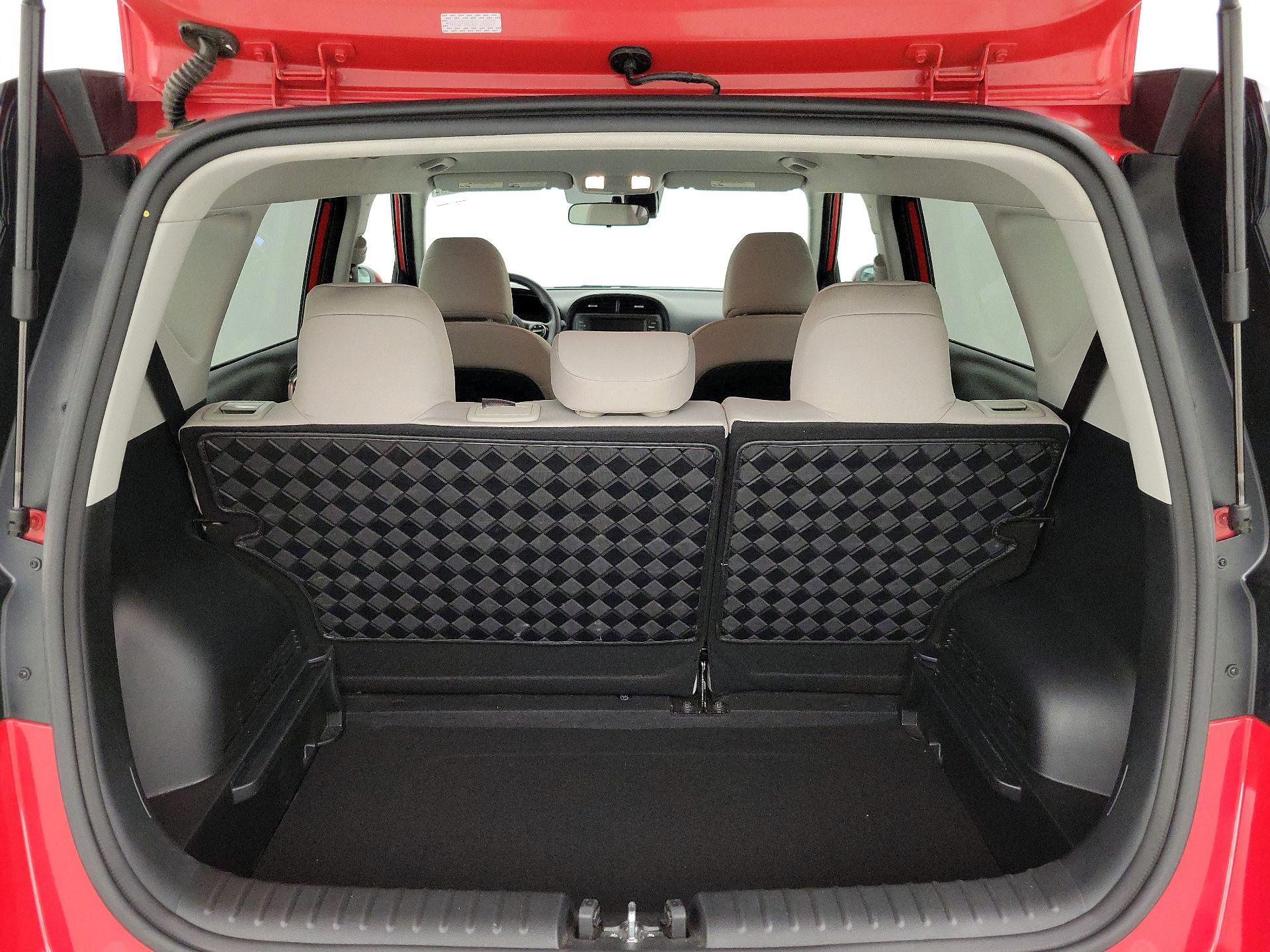 Thumbnail: 2025 Kia Soul - 19