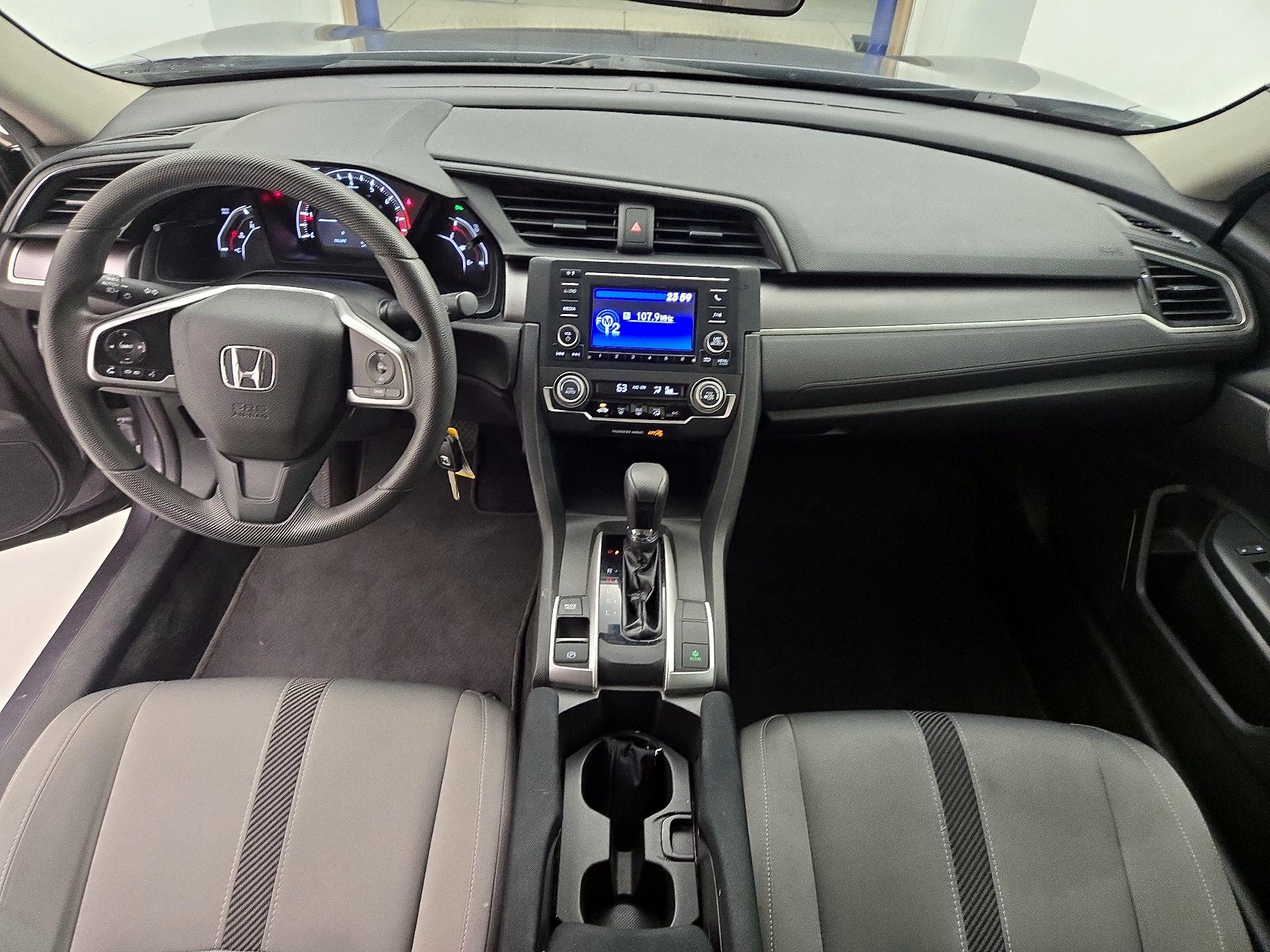 Thumbnail: 2017 Honda Civic - 9