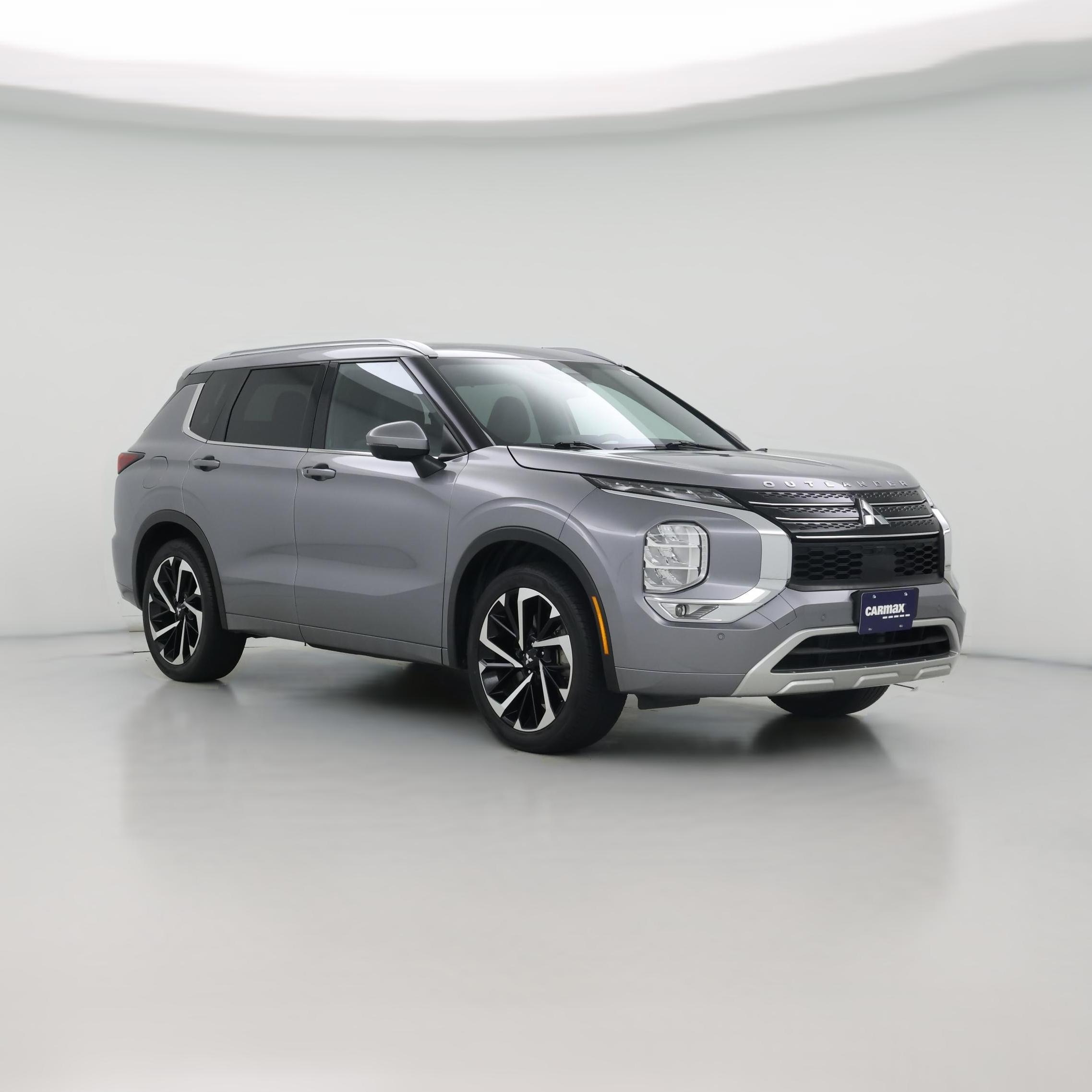 Thumbnail: 2022 Mitsubishi Outlander - 1