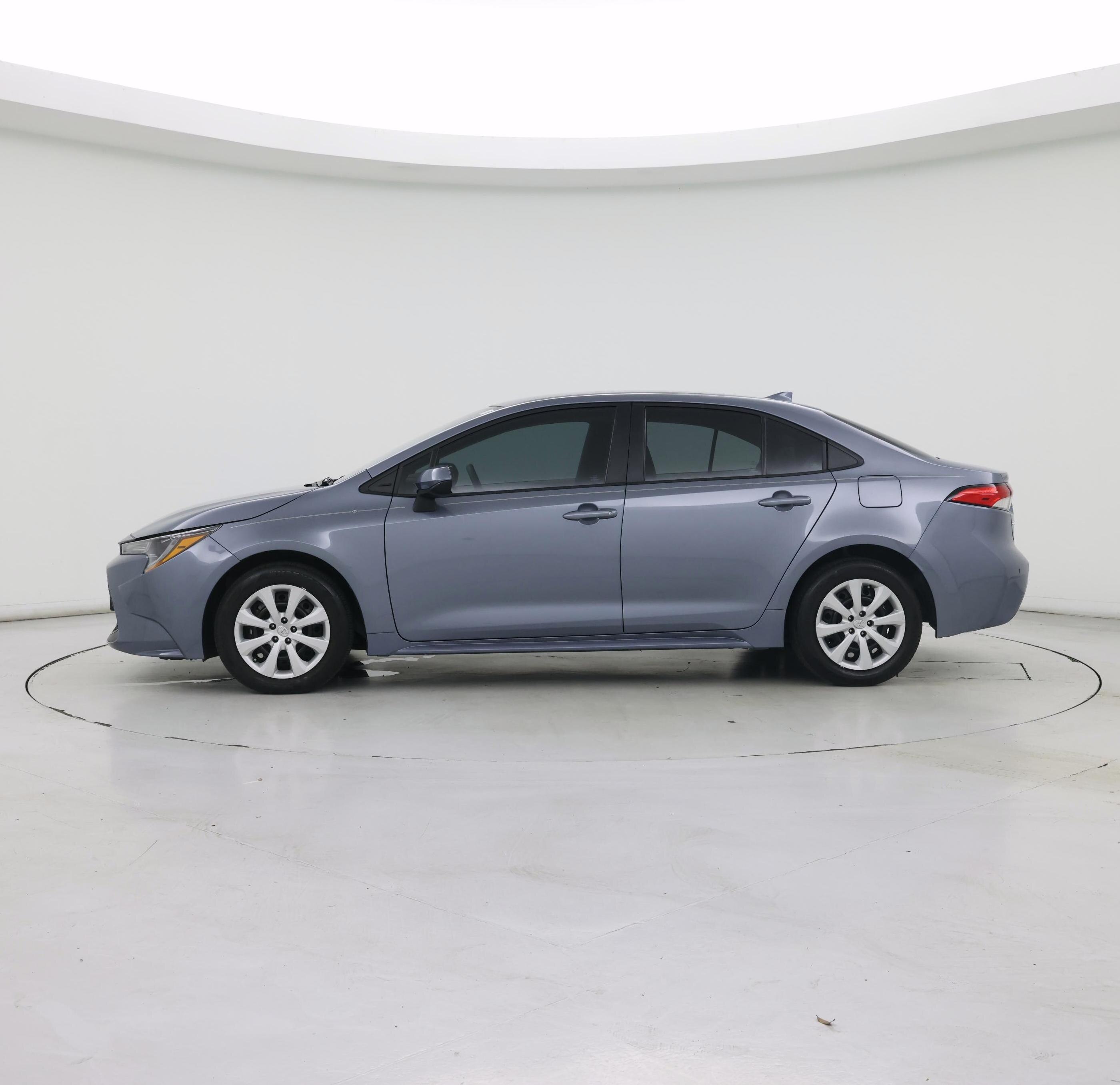 Thumbnail: 2022 Toyota Corolla - 3
