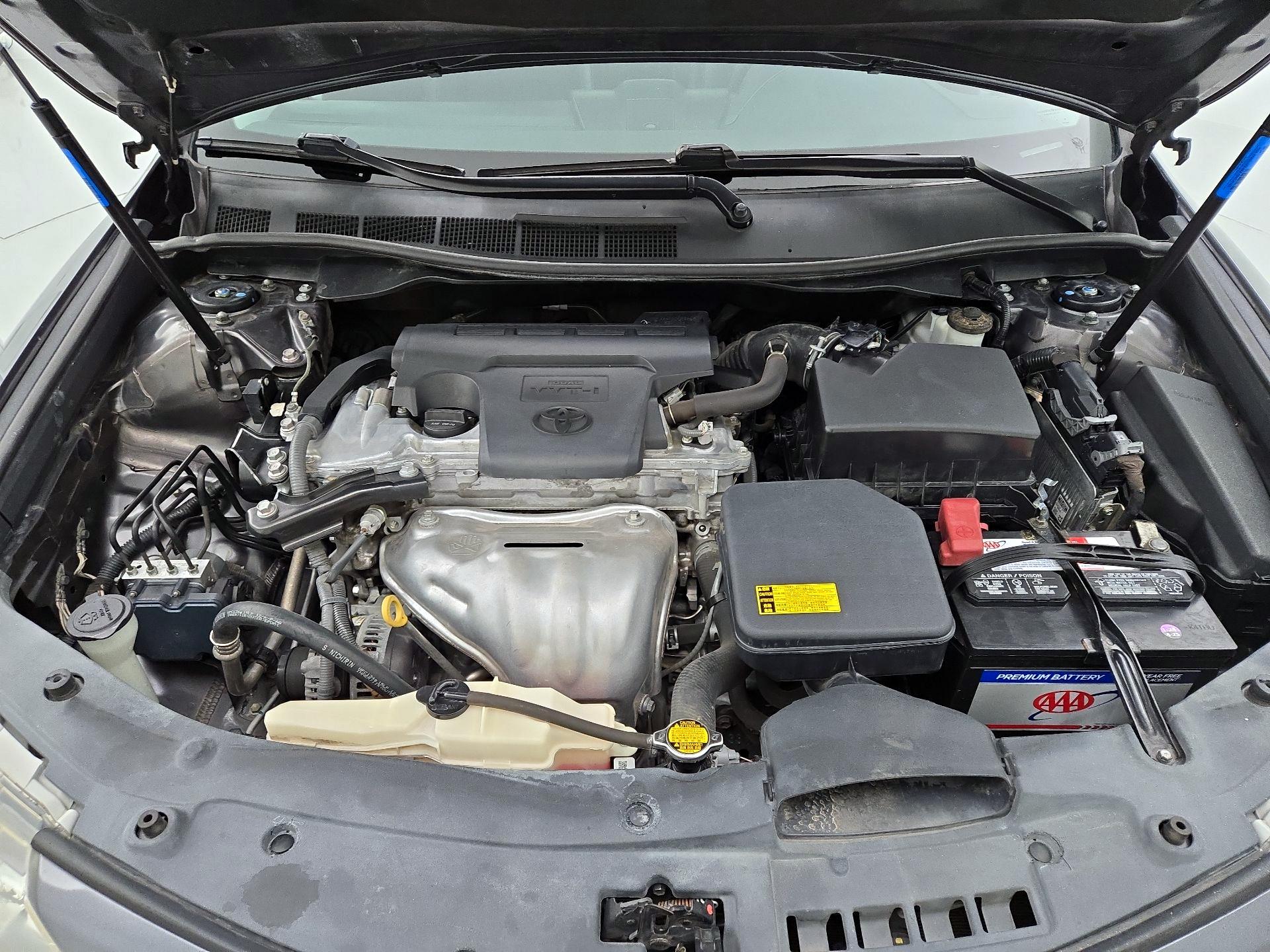 Thumbnail: 2013 Toyota Camry - 20