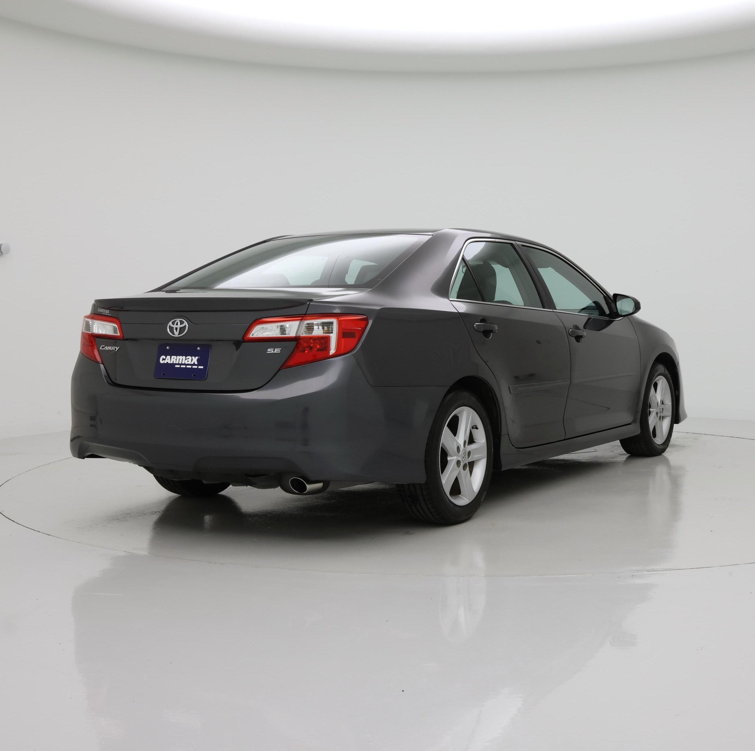 Thumbnail: 2013 Toyota Camry - 8