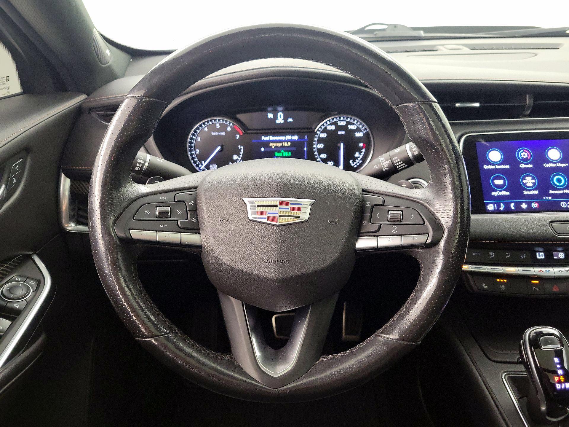 Thumbnail: 2021 Cadillac XT4 - 10