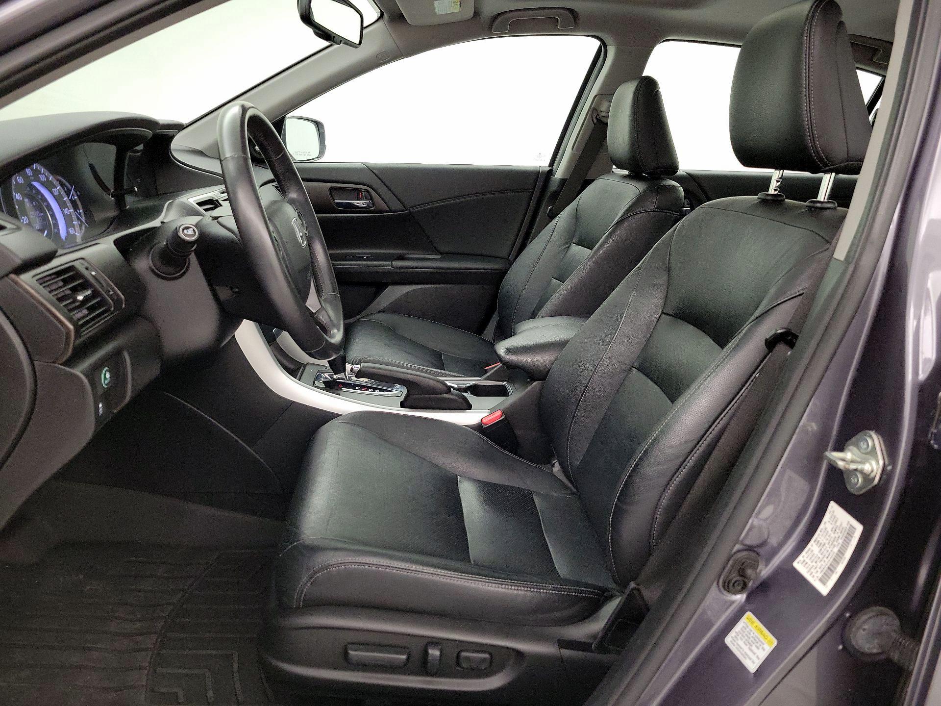 Thumbnail: 2015 Honda Accord - 11