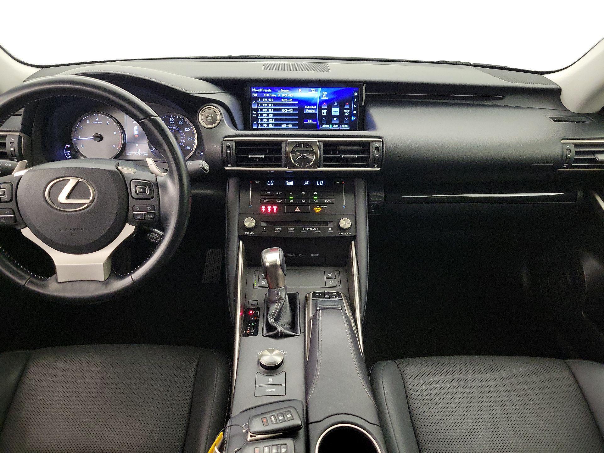 Thumbnail: 2017 Lexus IS - 9