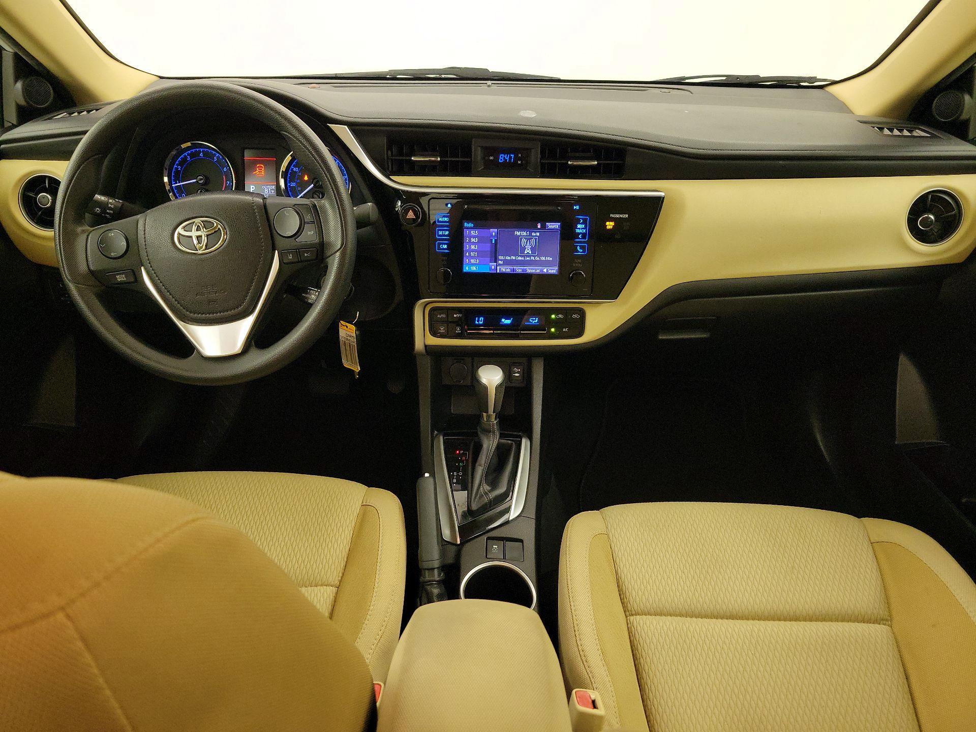 Thumbnail: 2017 Toyota Corolla - 9