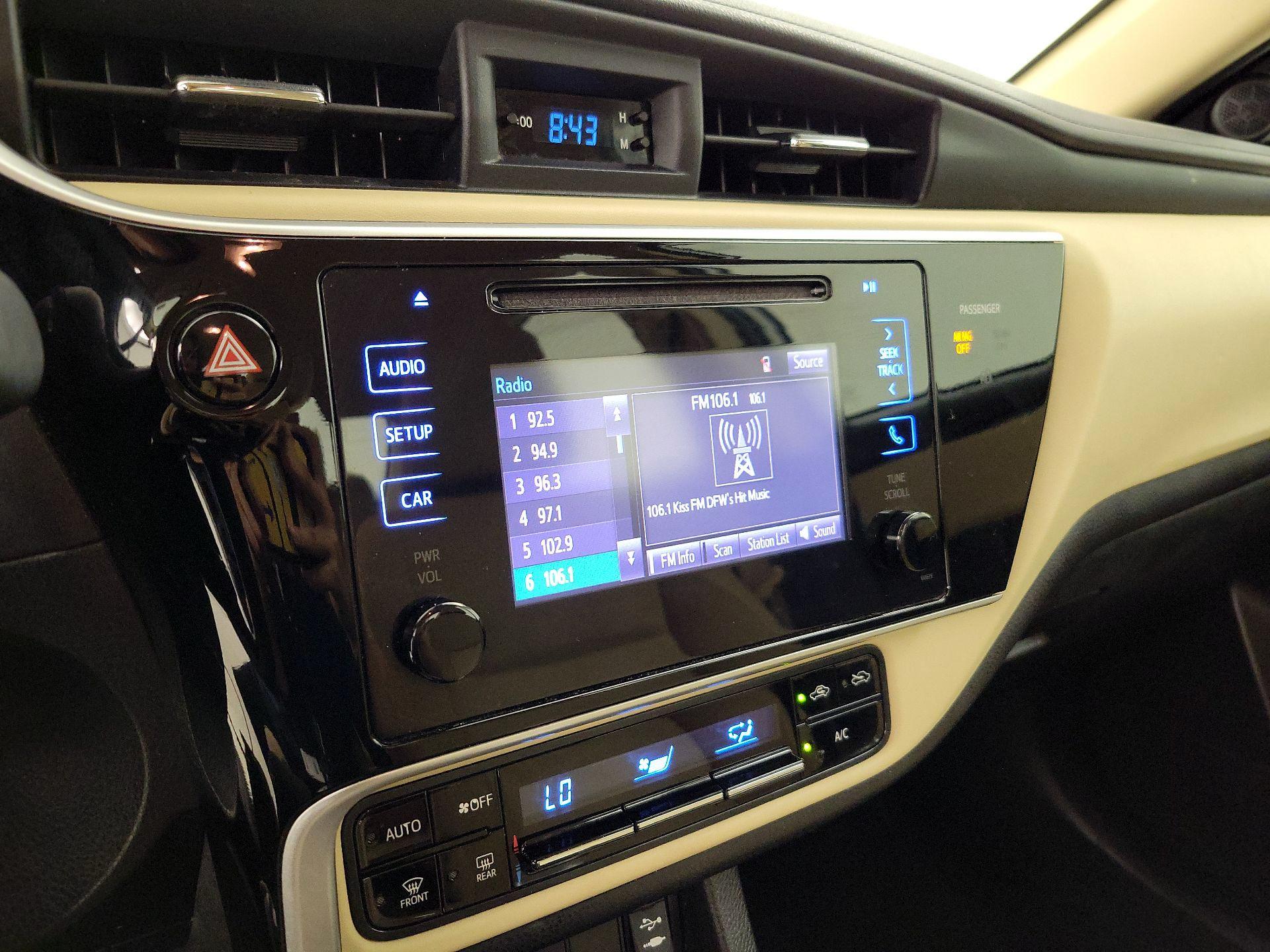 Thumbnail: 2017 Toyota Corolla - 15