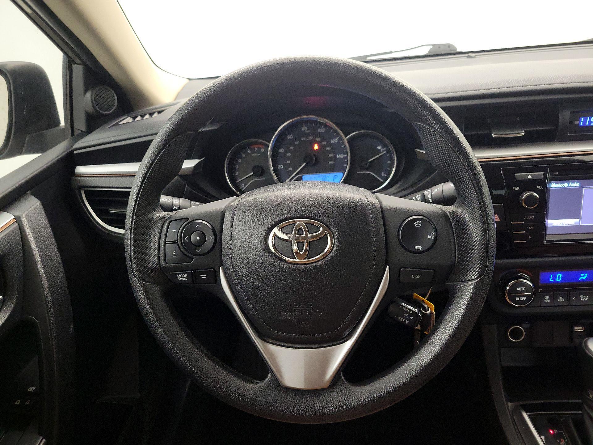 Thumbnail: 2014 Toyota Corolla - 10