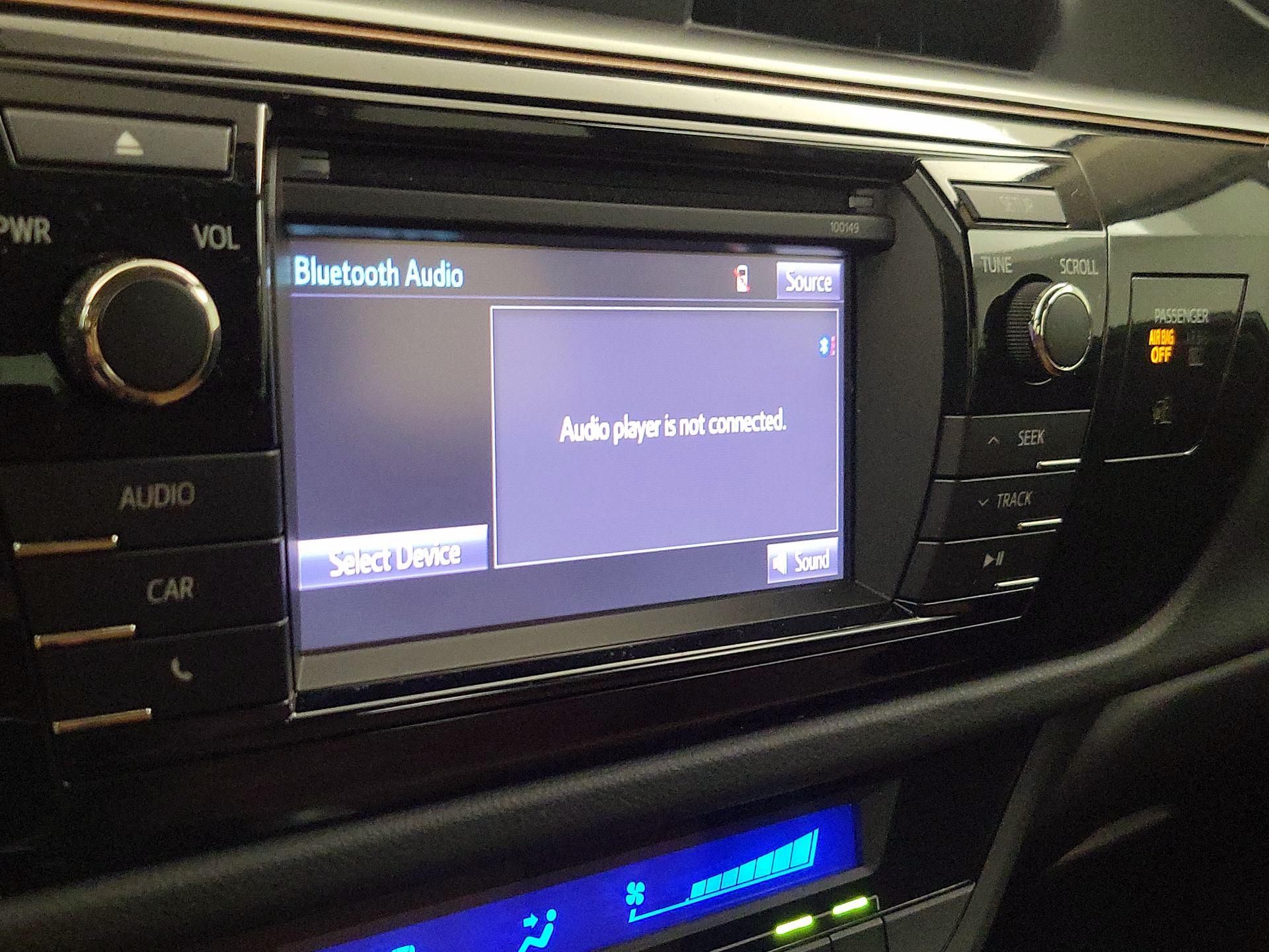 Thumbnail: 2014 Toyota Corolla - 15