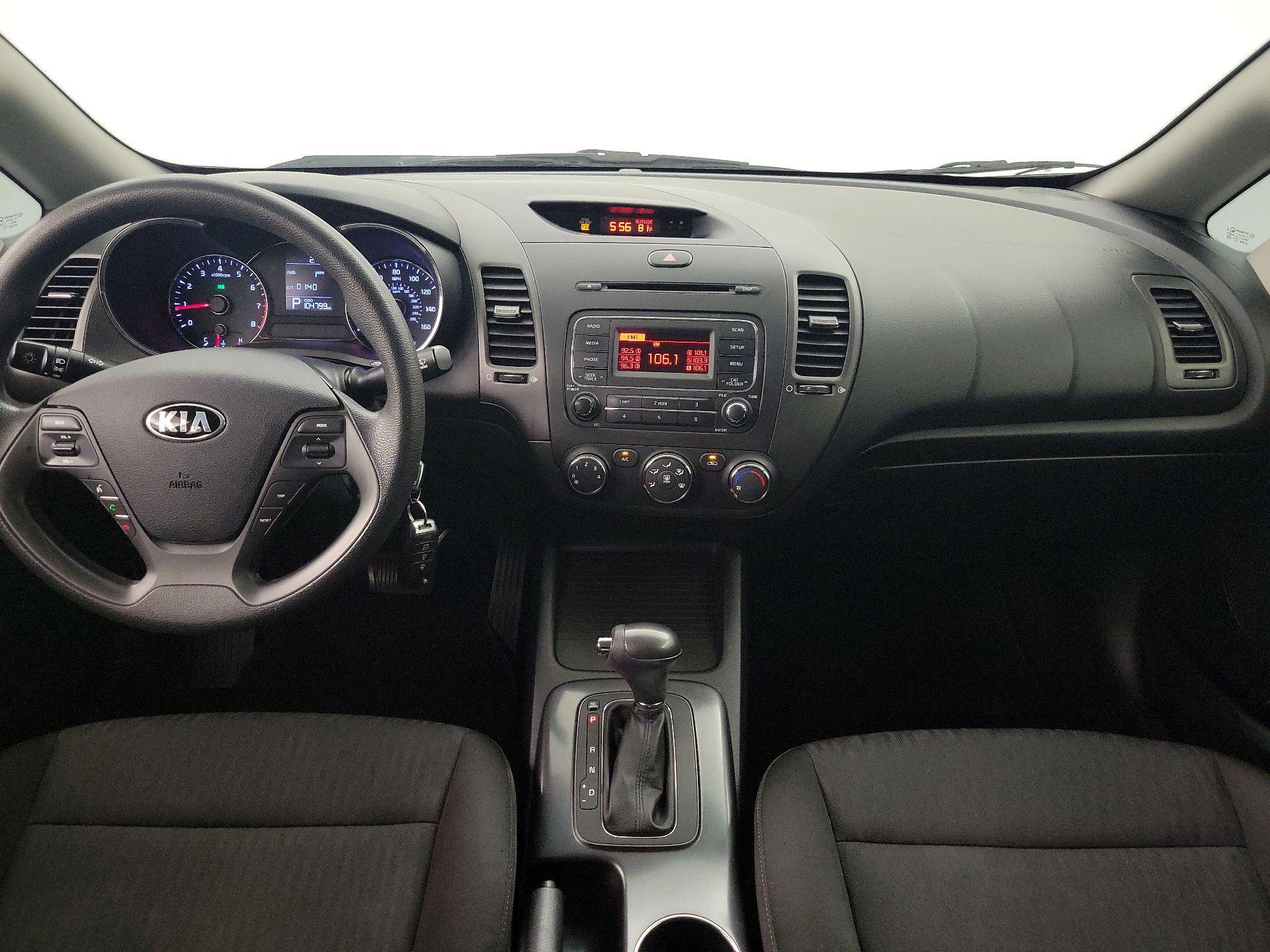 Thumbnail: 2016 Kia Forte - 9