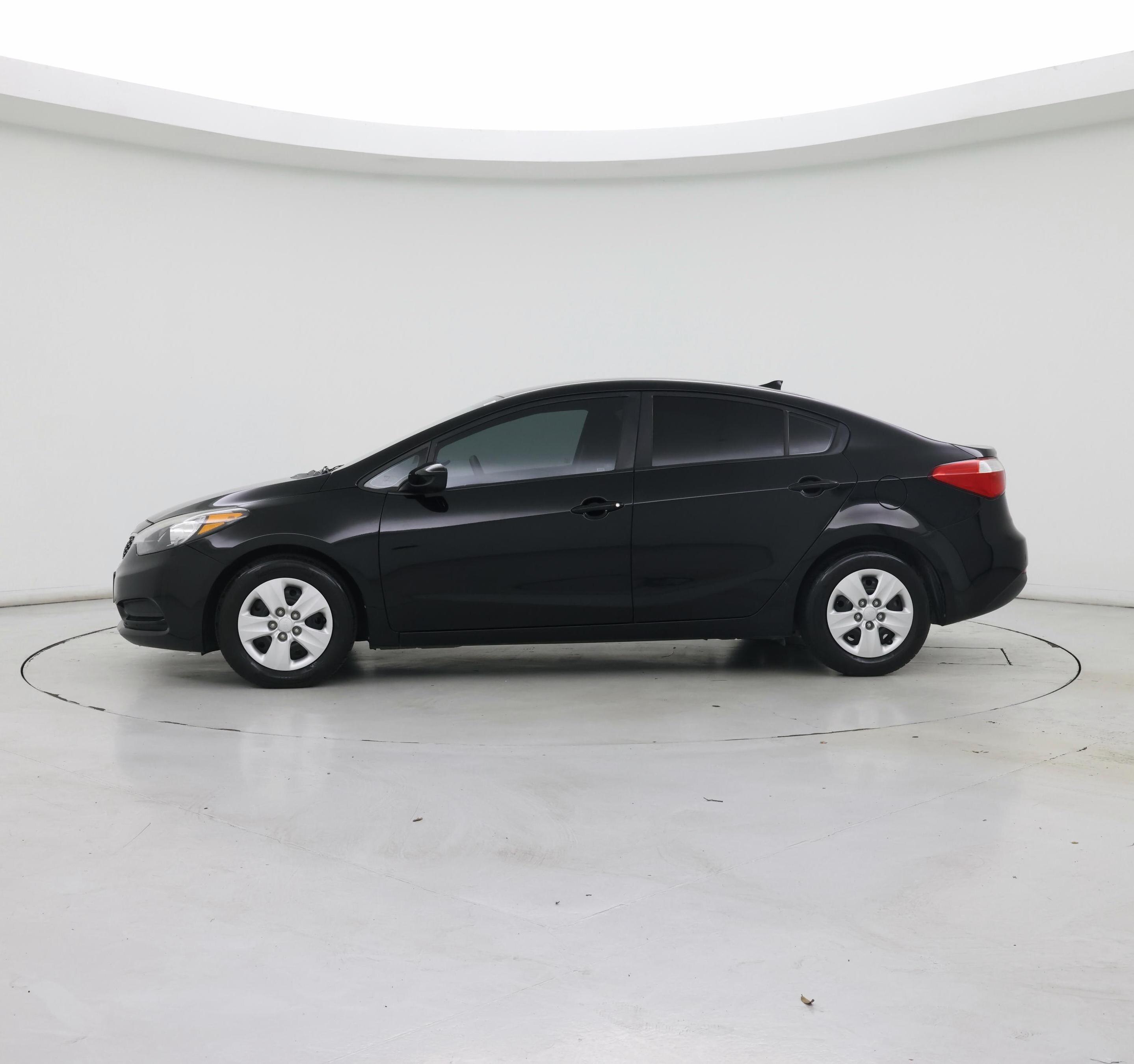 Thumbnail: 2016 Kia Forte - 3