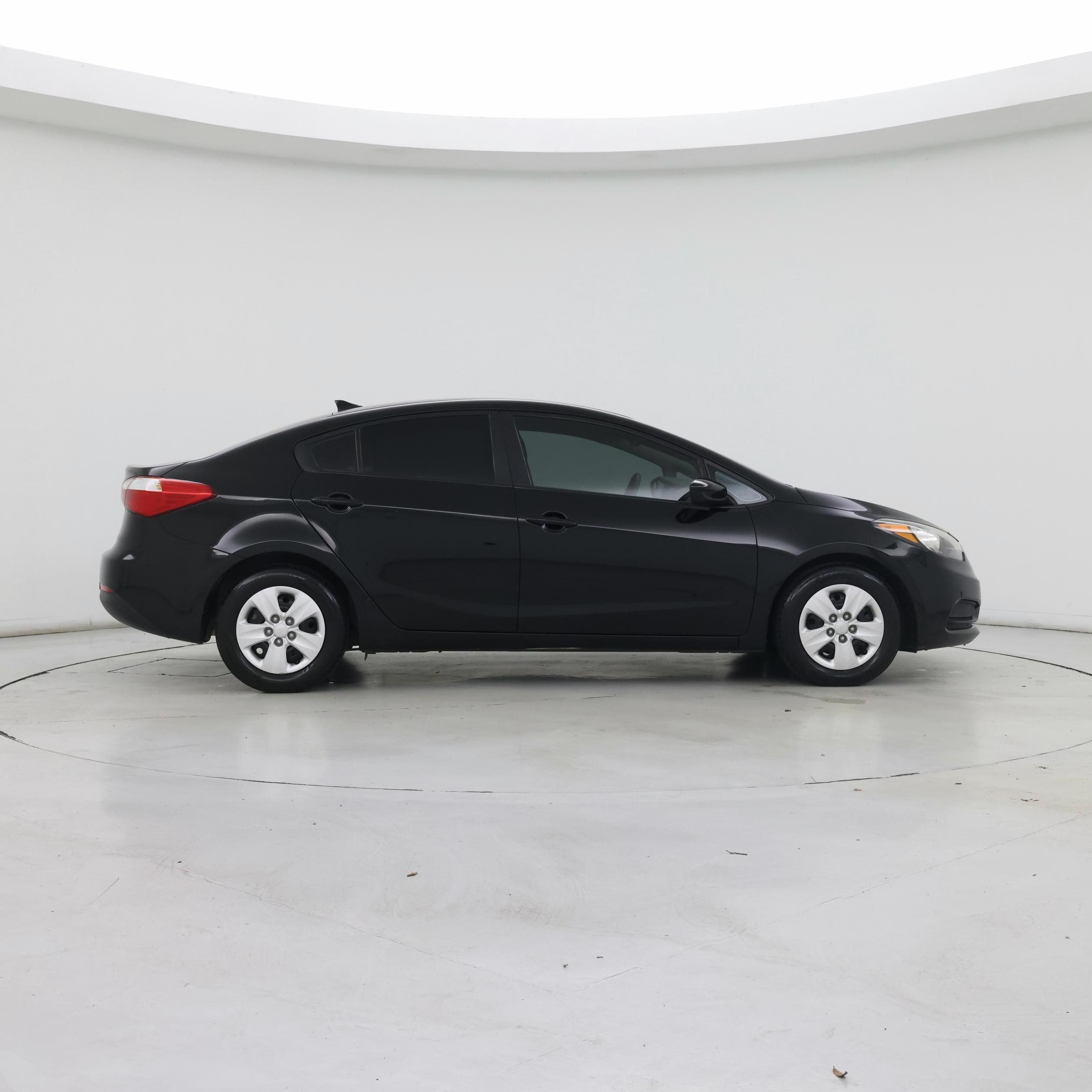 Thumbnail: 2016 Kia Forte - 7