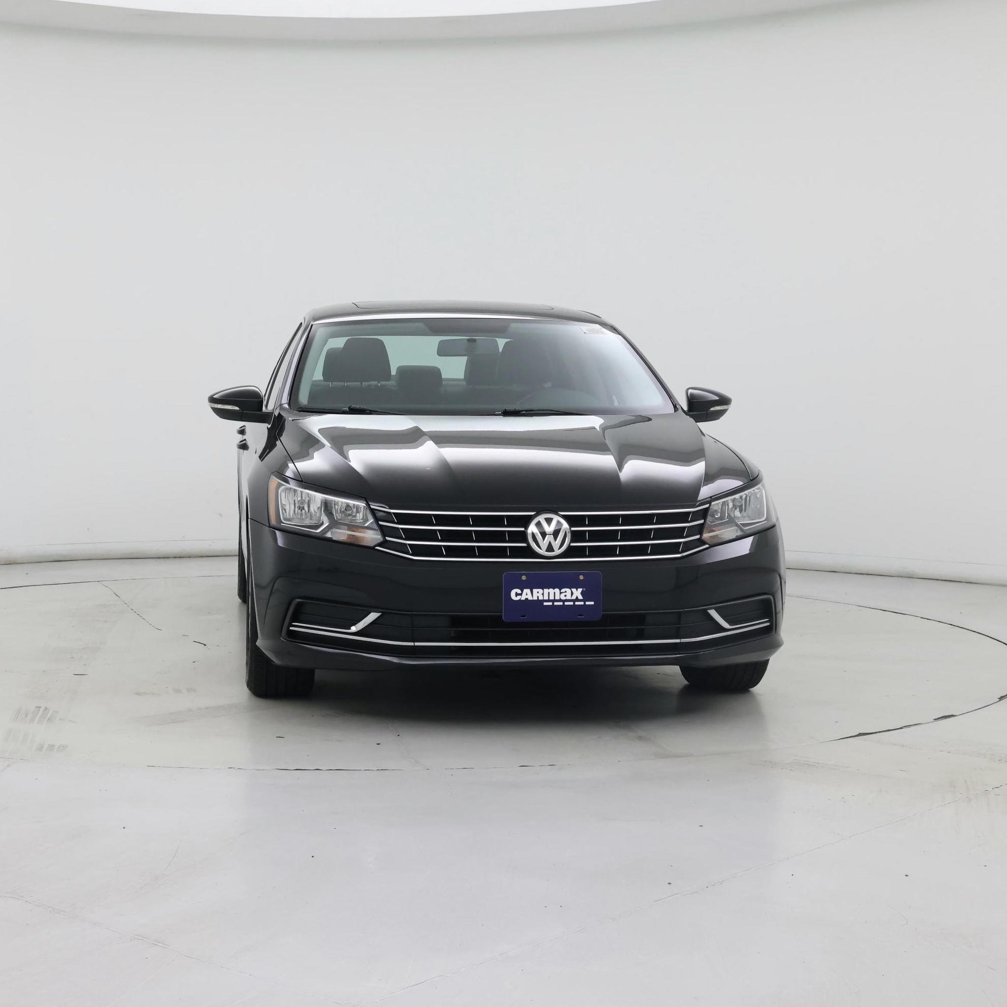 Thumbnail: 2017 Volkswagen Passat - 5