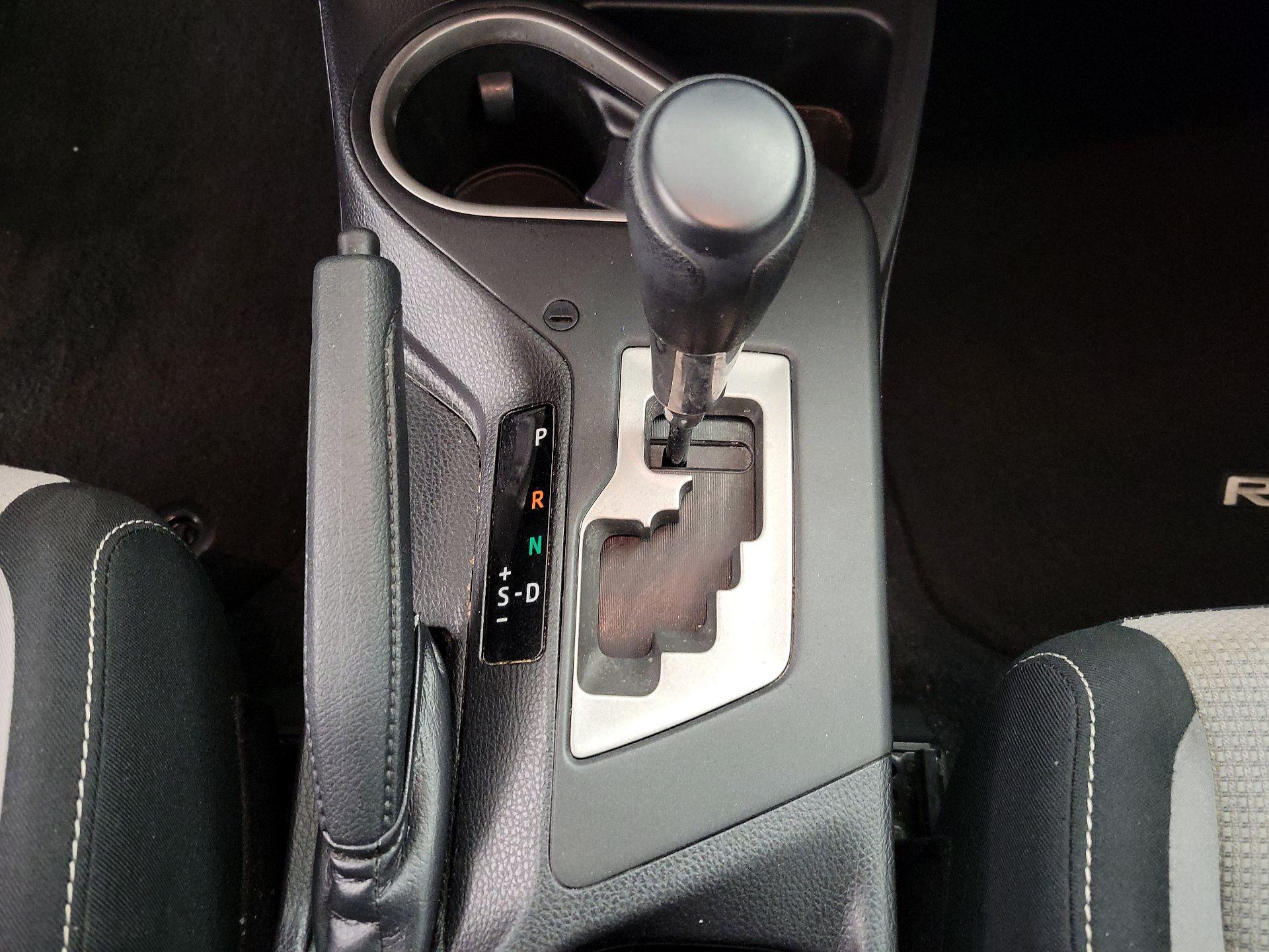 Thumbnail: 2016 Toyota RAV4 - 17