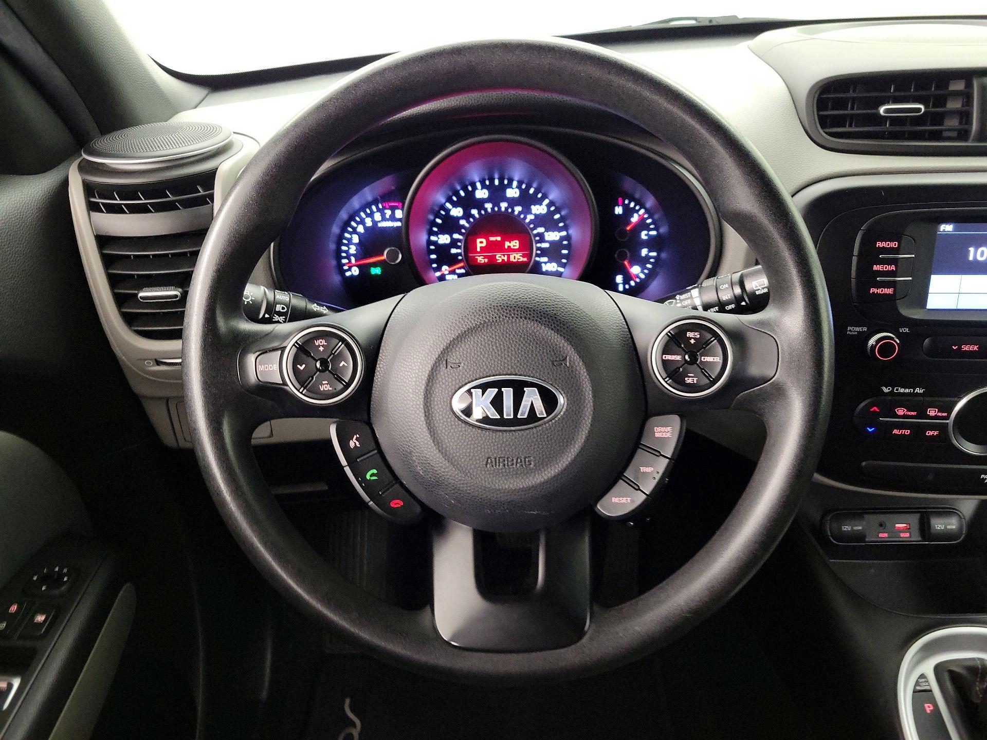 Thumbnail: 2017 Kia Soul - 10