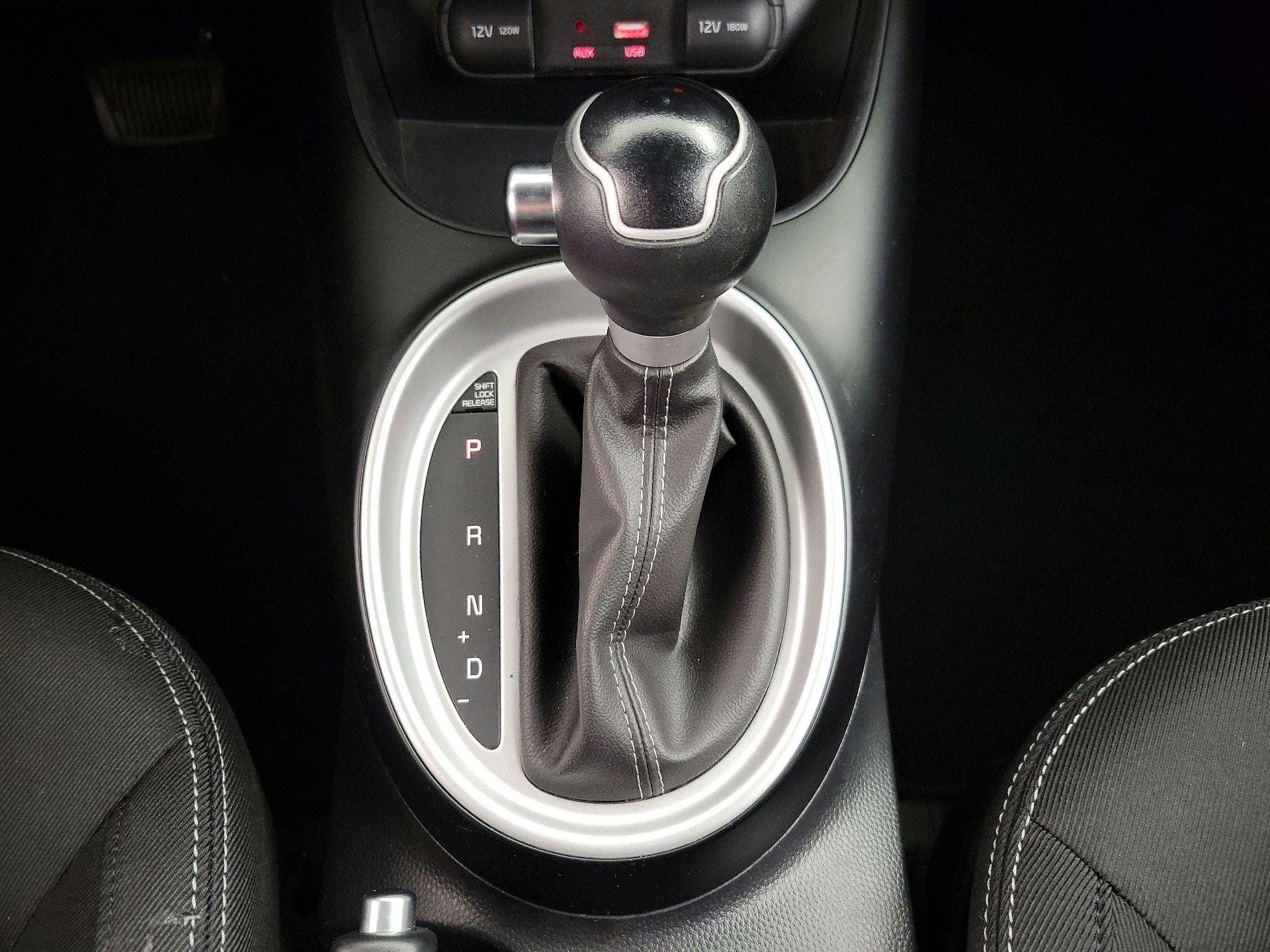 Thumbnail: 2017 Kia Soul - 17