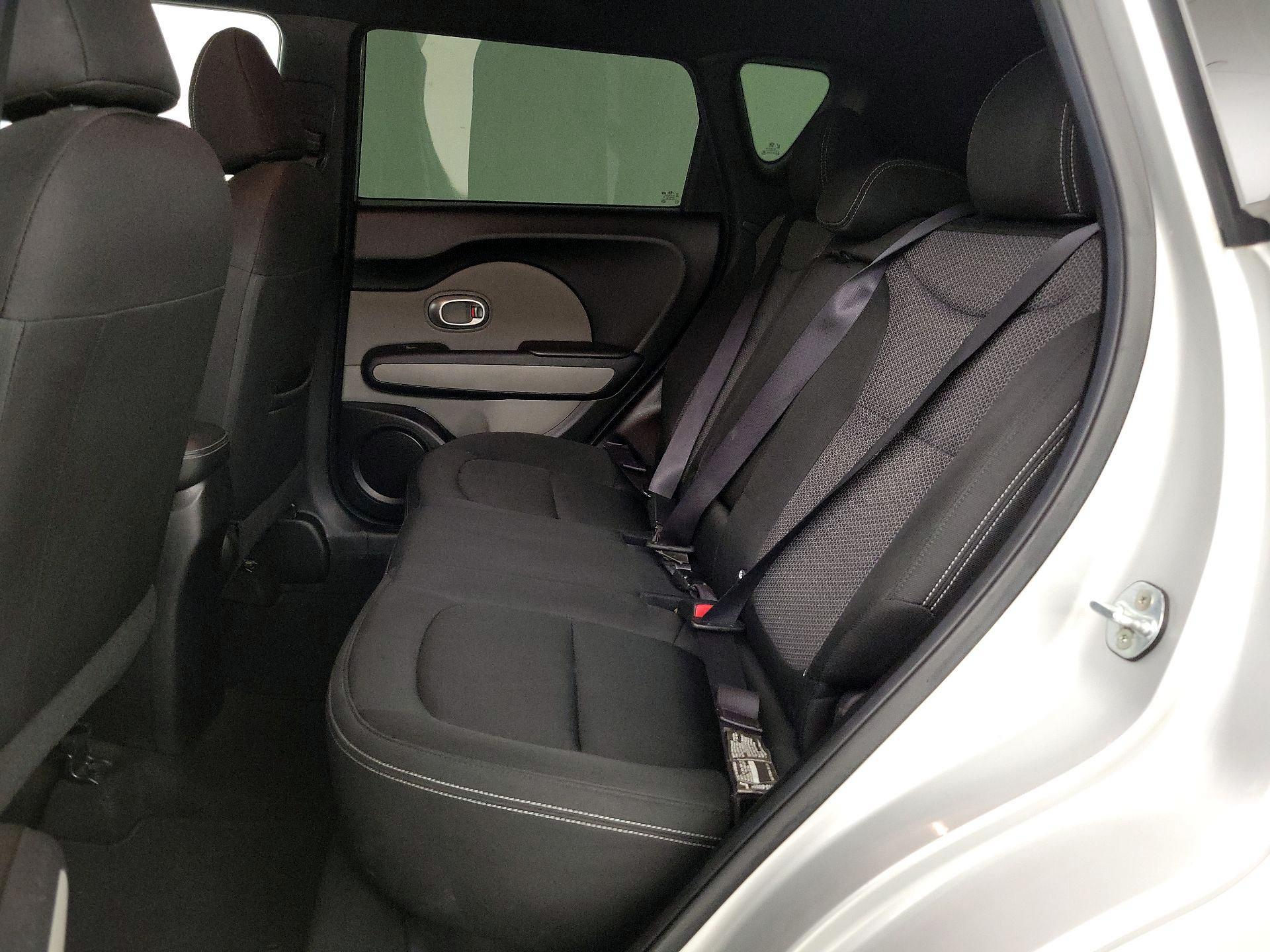 Thumbnail: 2017 Kia Soul - 18