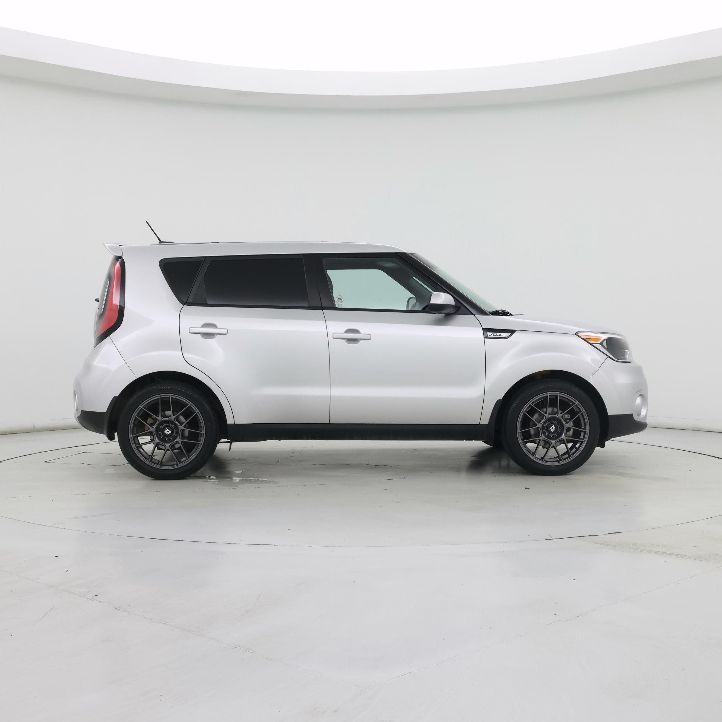 Thumbnail: 2017 Kia Soul - 7