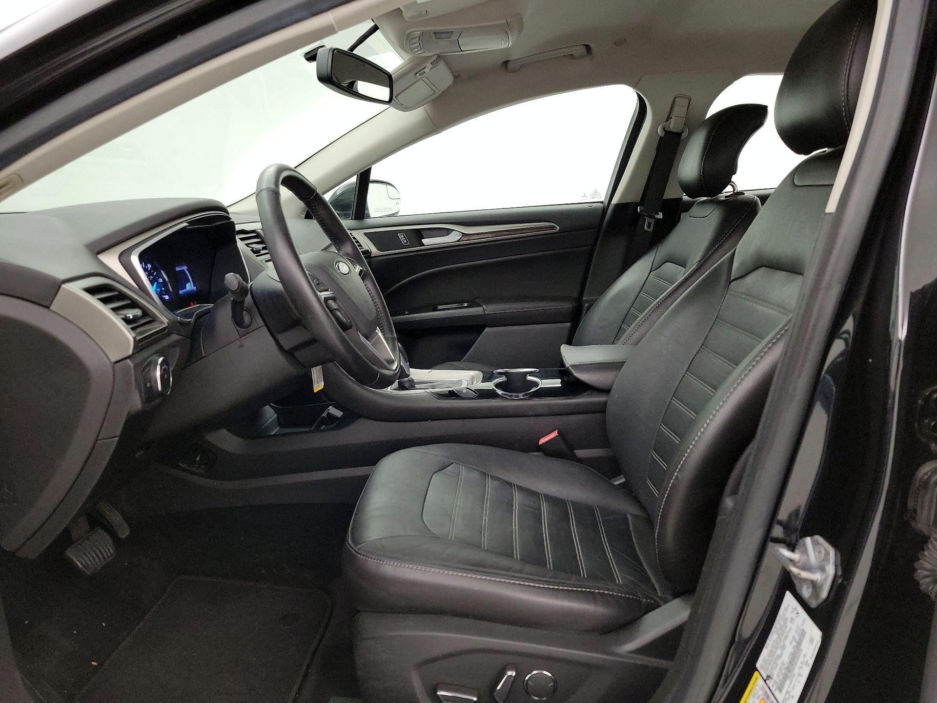 Thumbnail: 2014 Ford Fusion - 11