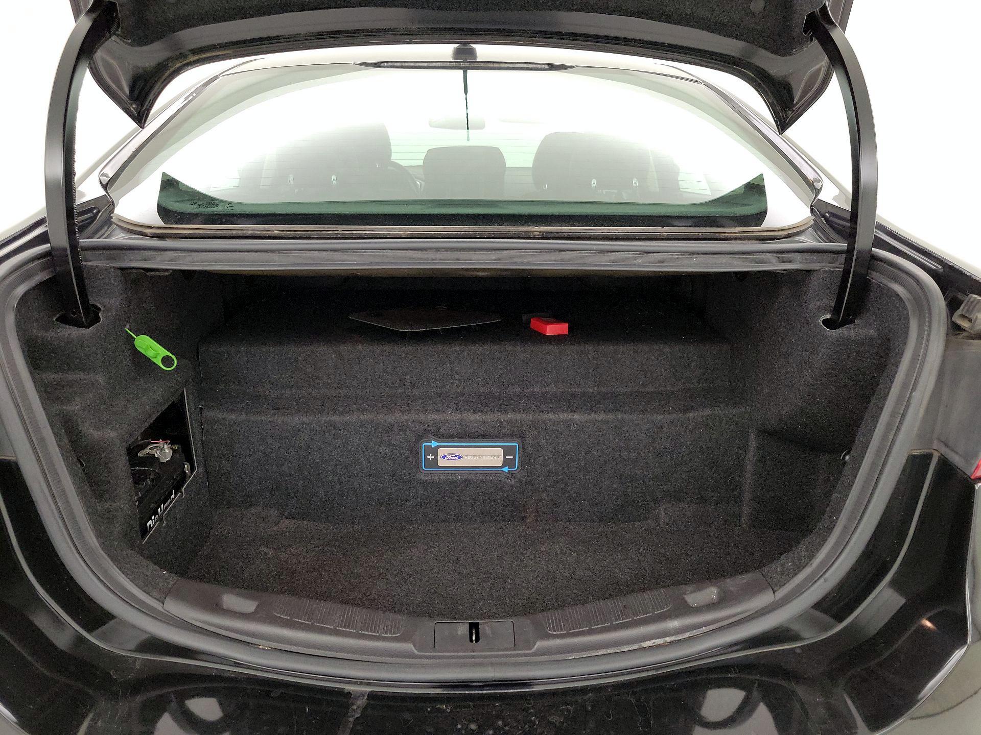 Thumbnail: 2014 Ford Fusion - 18