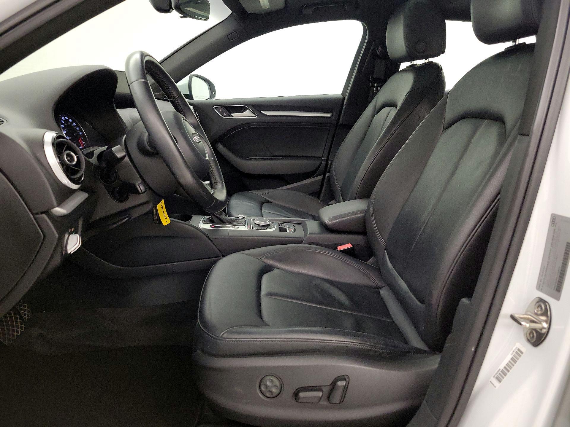 Thumbnail: 2016 Audi A3 - 11