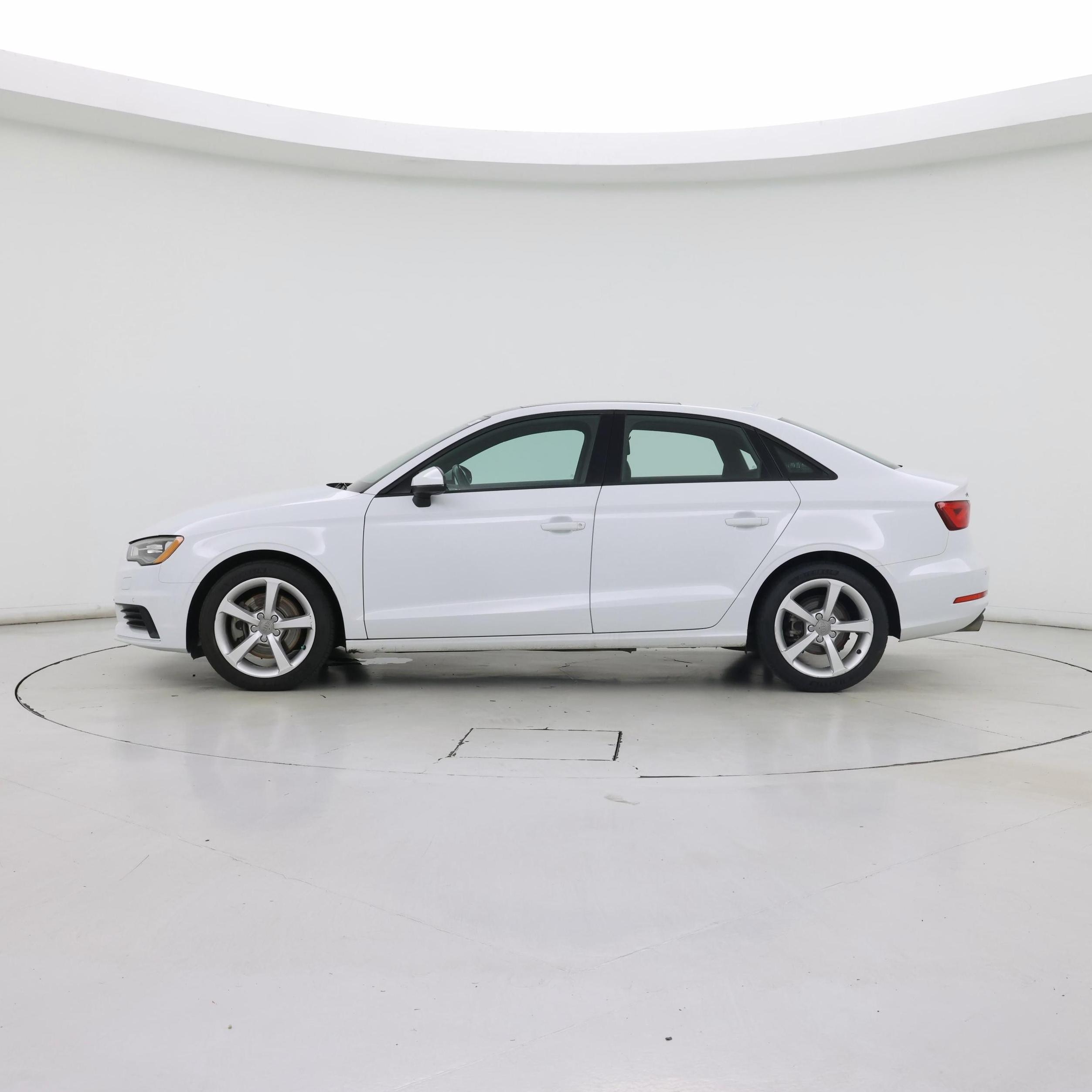 Thumbnail: 2016 Audi A3 - 3