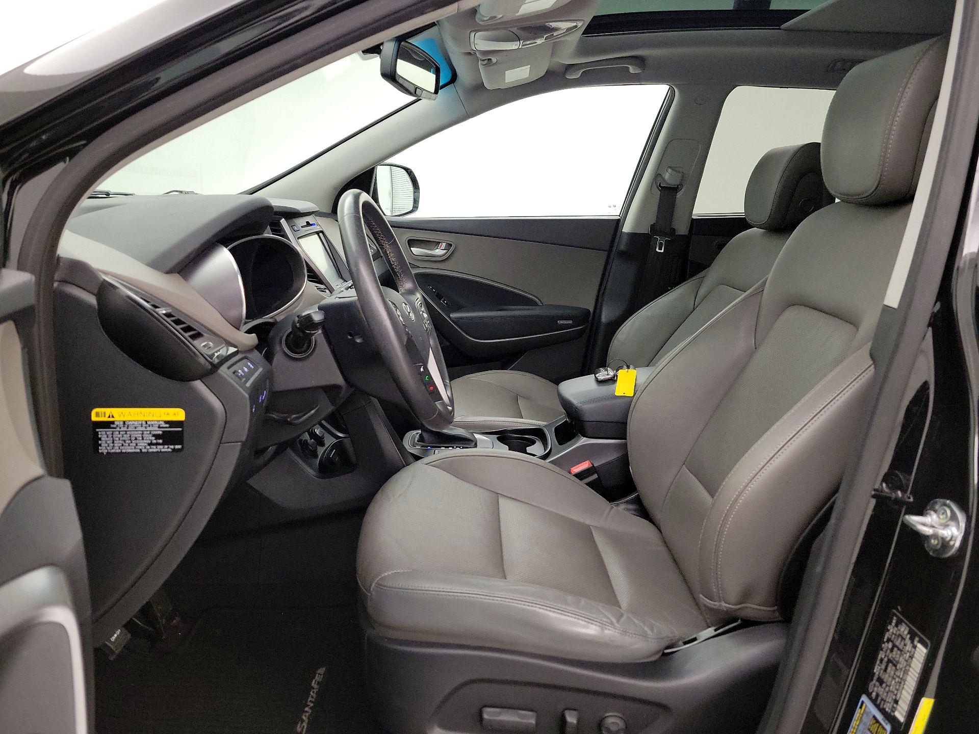 Thumbnail: 2016 Hyundai Santa Fe - 11