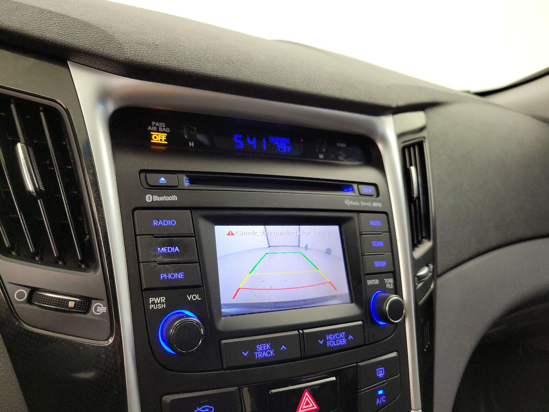 Thumbnail: 2014 Hyundai Sonata - 14