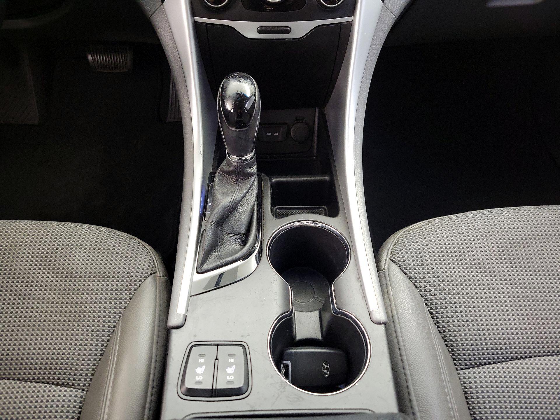Thumbnail: 2014 Hyundai Sonata - 17
