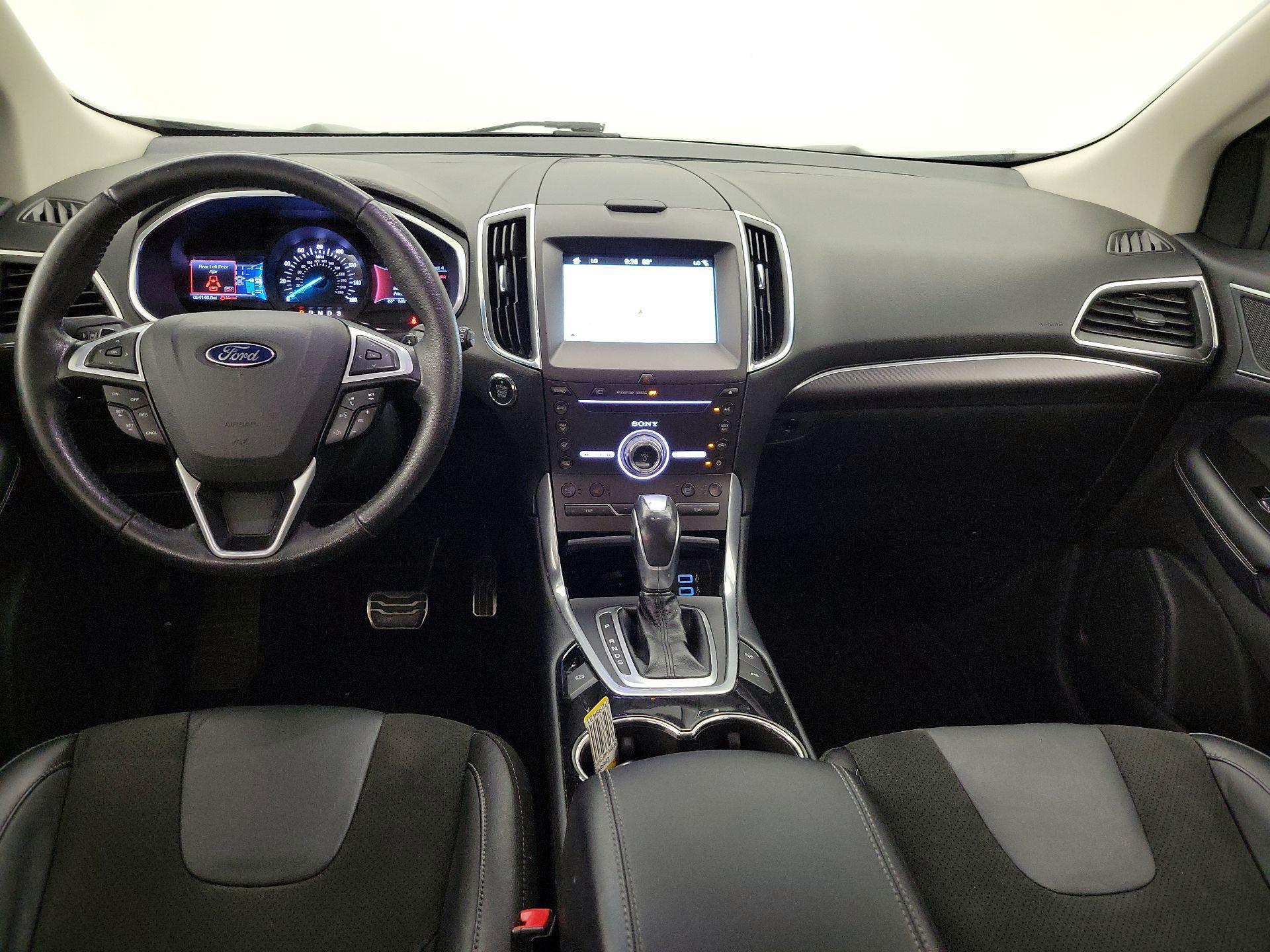 Thumbnail: 2017 Ford Edge - 9