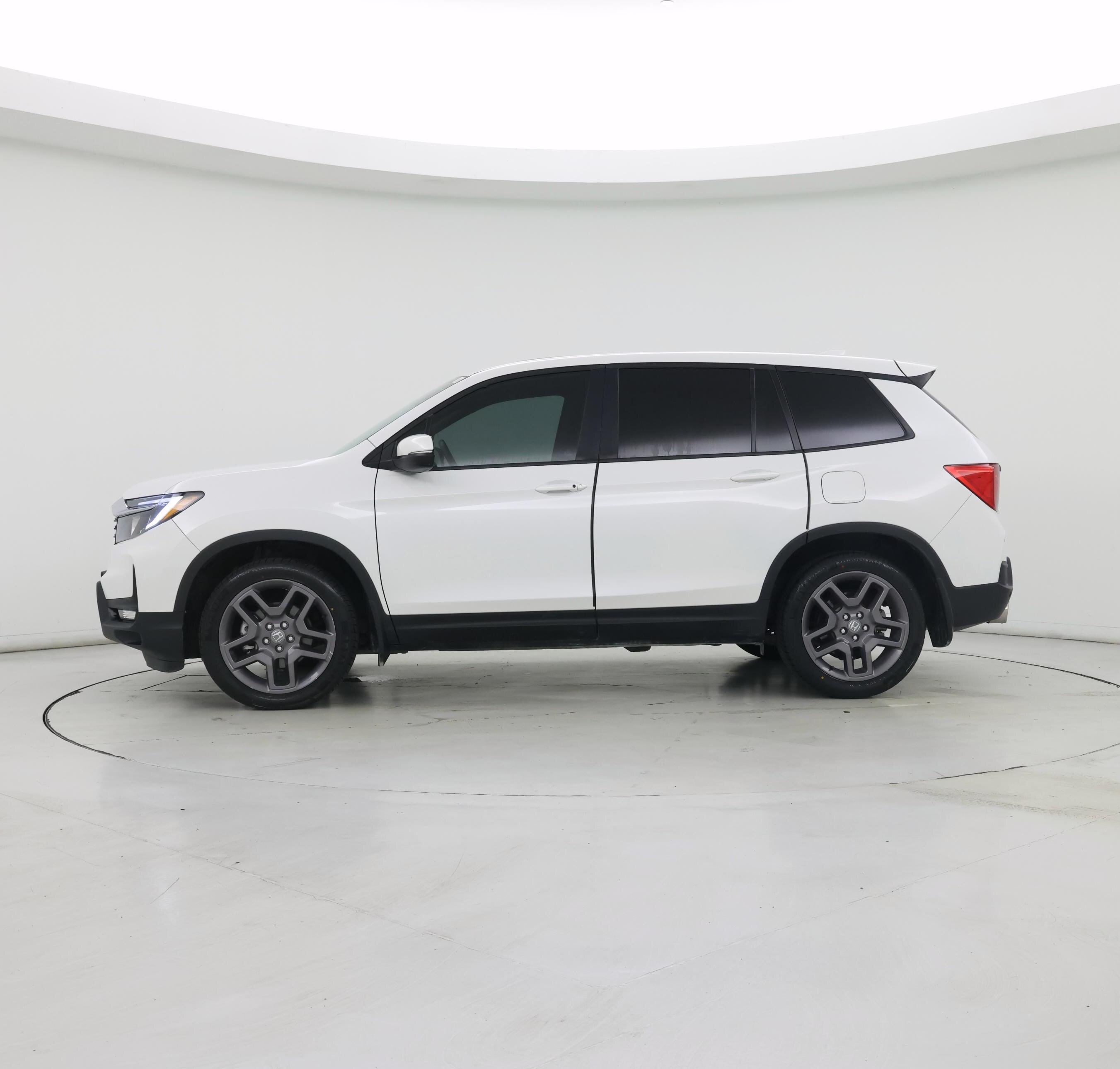 Thumbnail: 2022 Honda Passport - 3