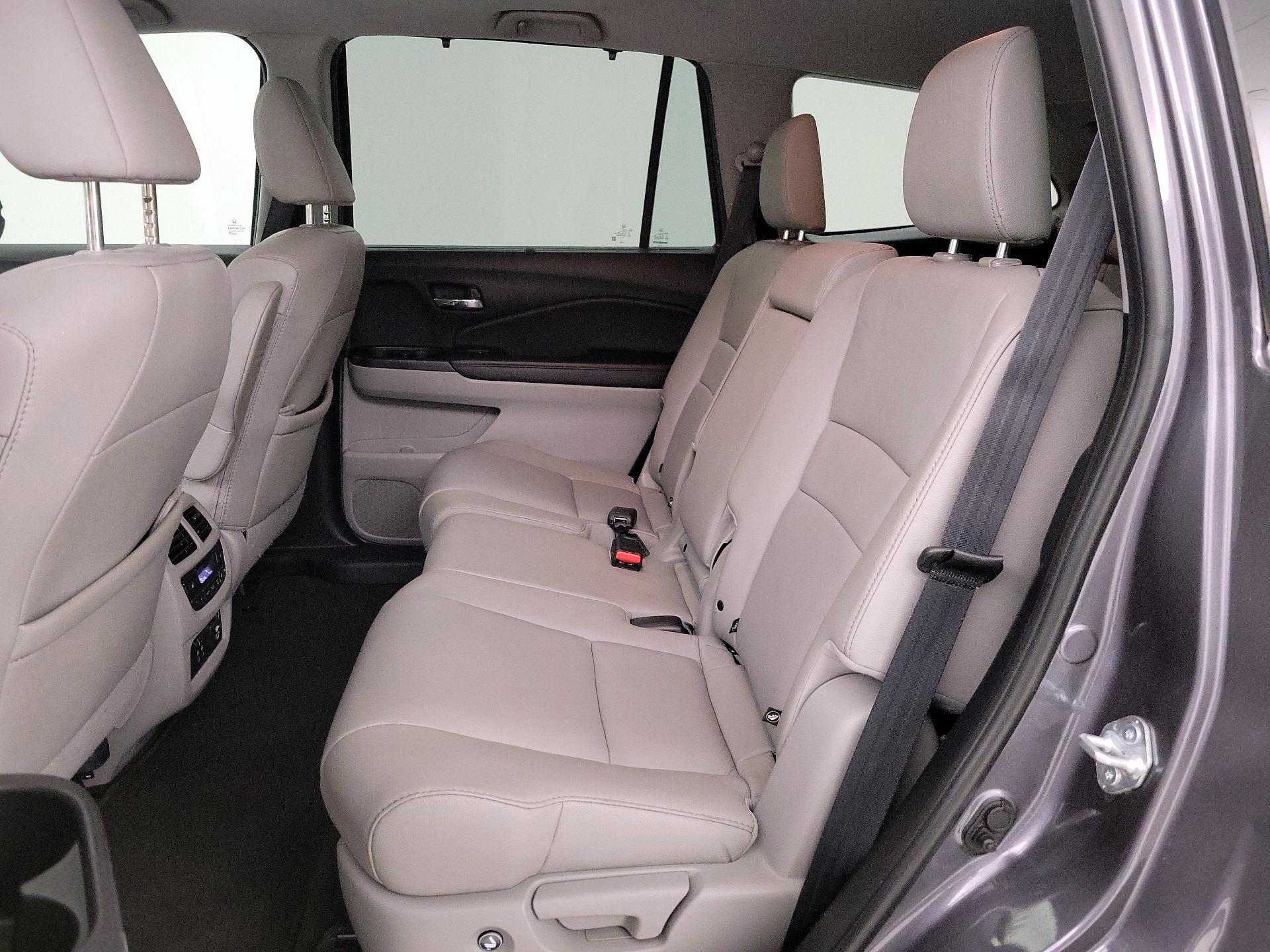 Thumbnail: 2021 Honda Pilot - 20