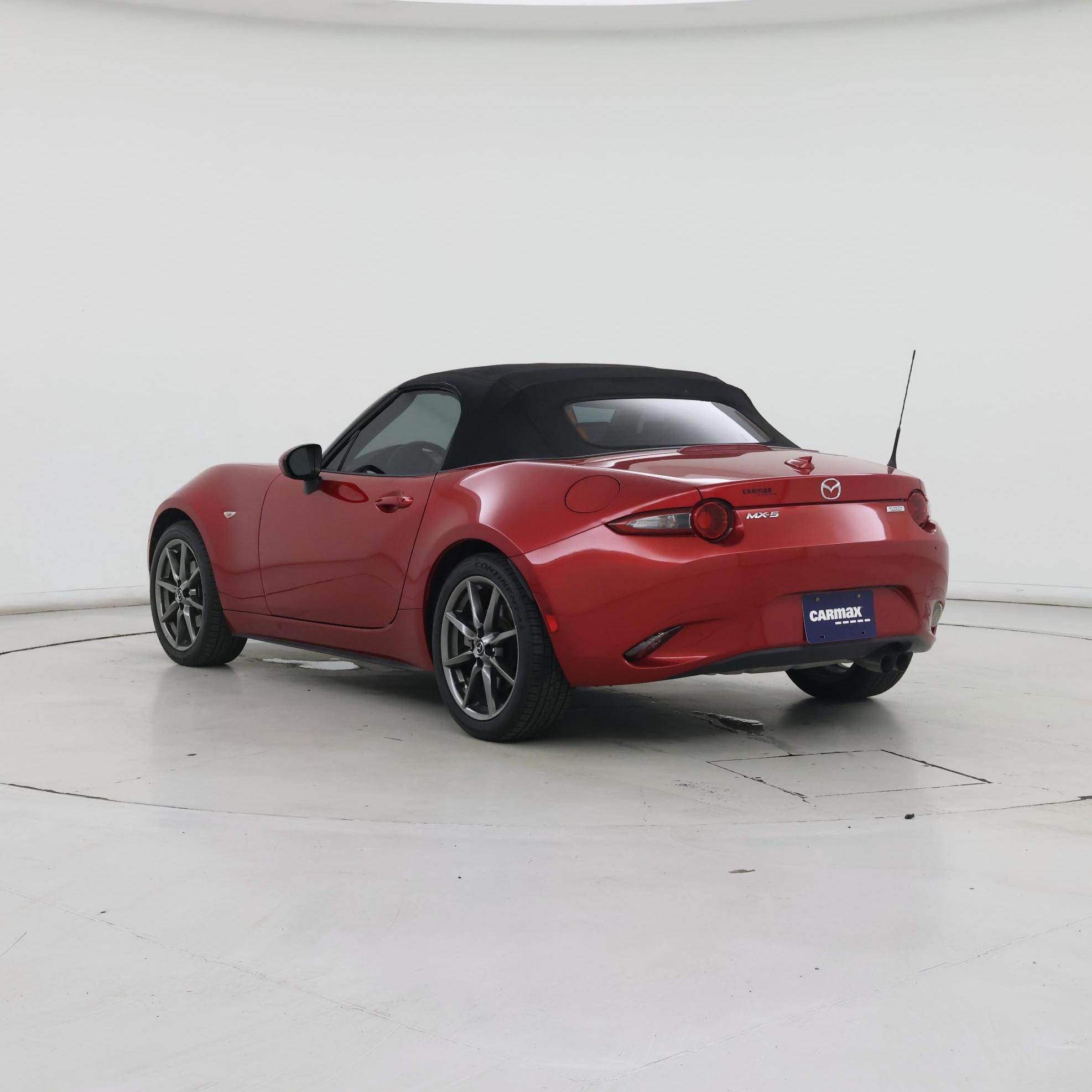 Thumbnail: 2016 Mazda MX-5 Miata - 2