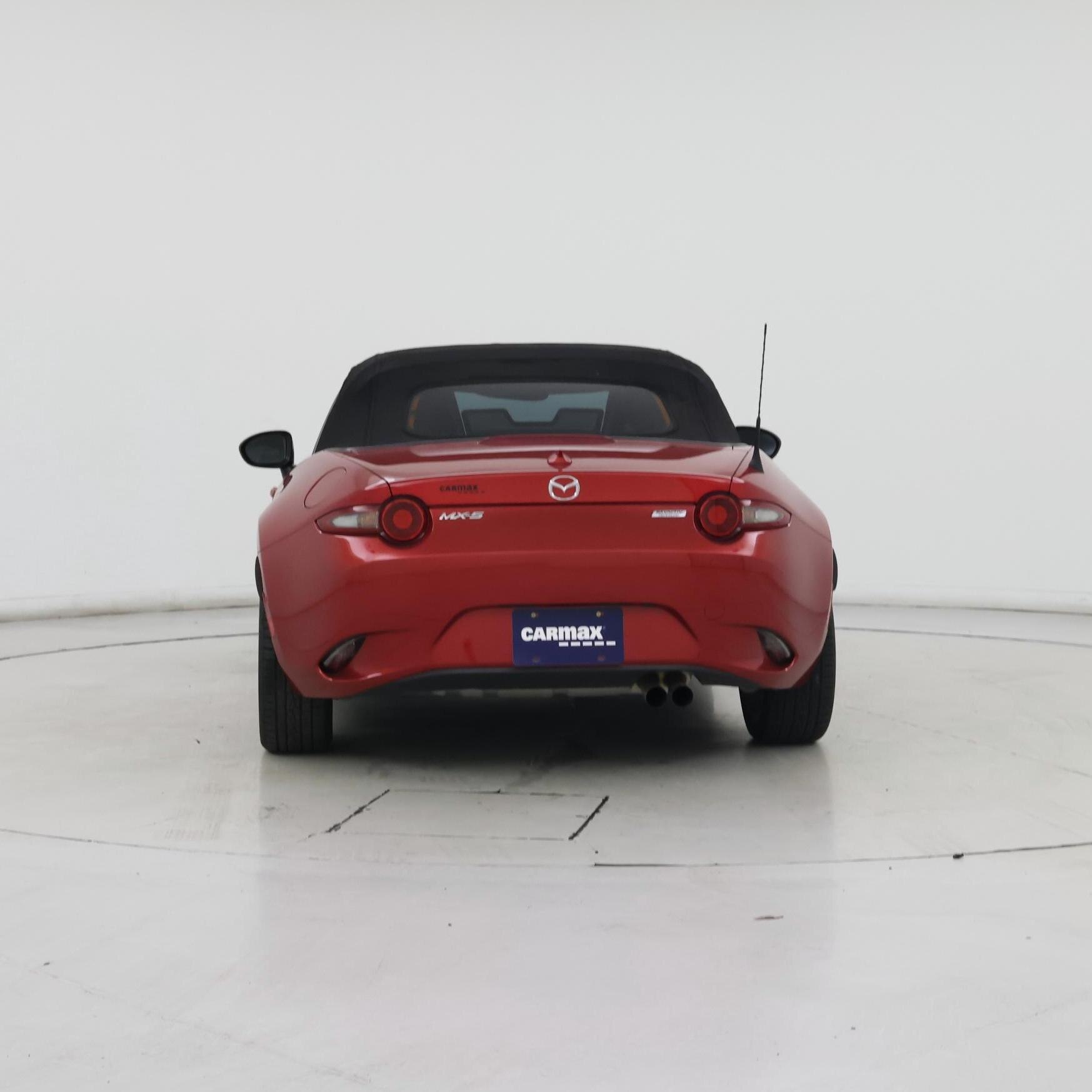 Thumbnail: 2016 Mazda MX-5 Miata - 6