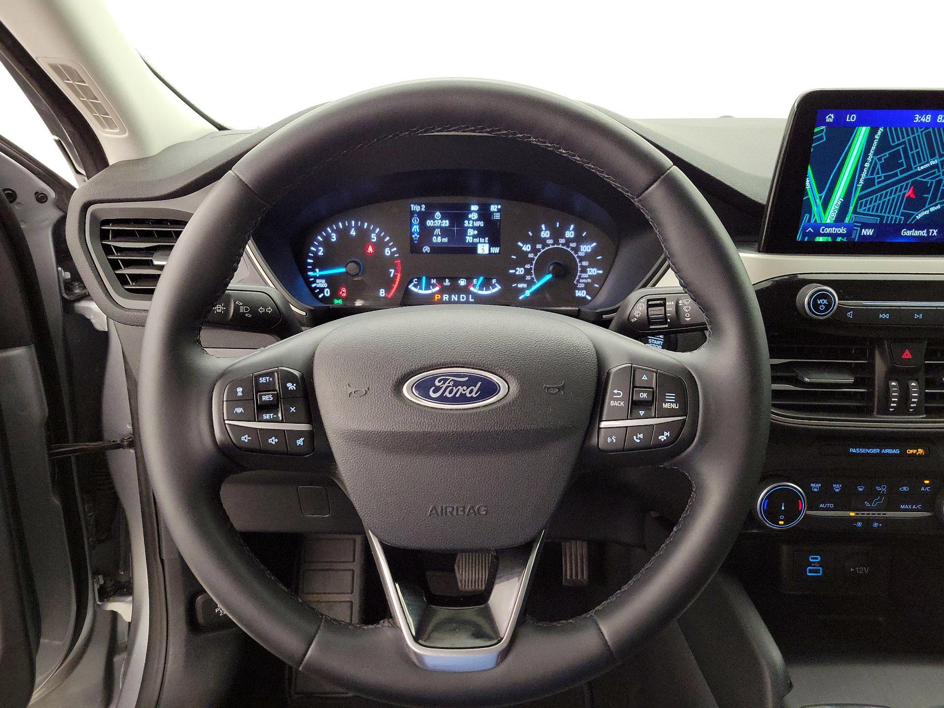Thumbnail: 2022 Ford Escape - 10