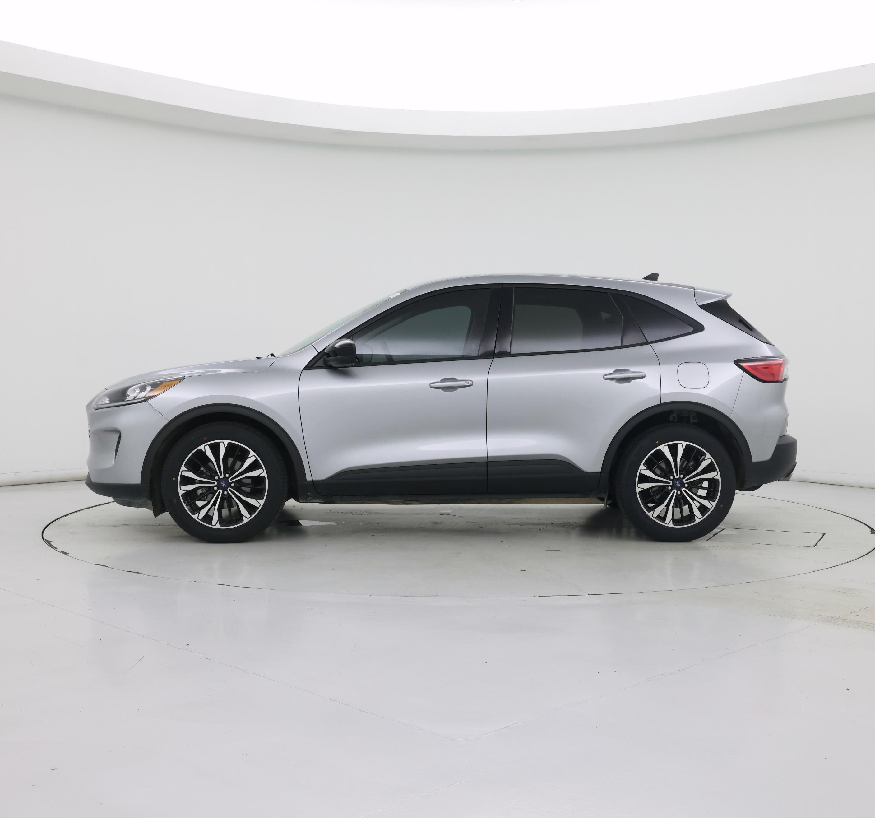 Thumbnail: 2022 Ford Escape - 3