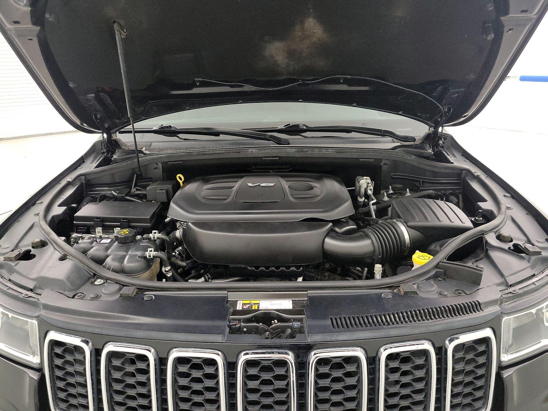 Thumbnail: 2018 Jeep Grand Cherokee - 20
