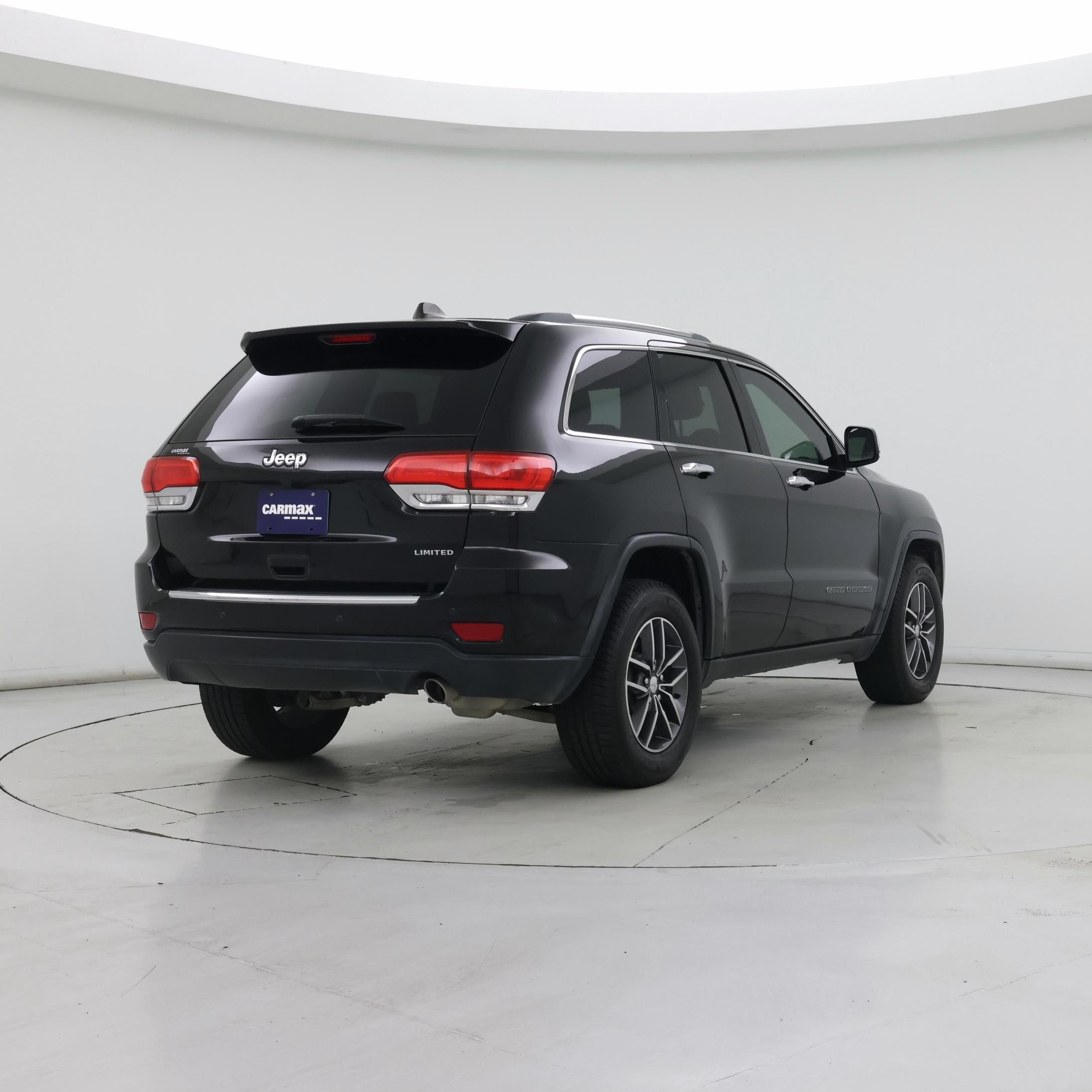 Thumbnail: 2018 Jeep Grand Cherokee - 8