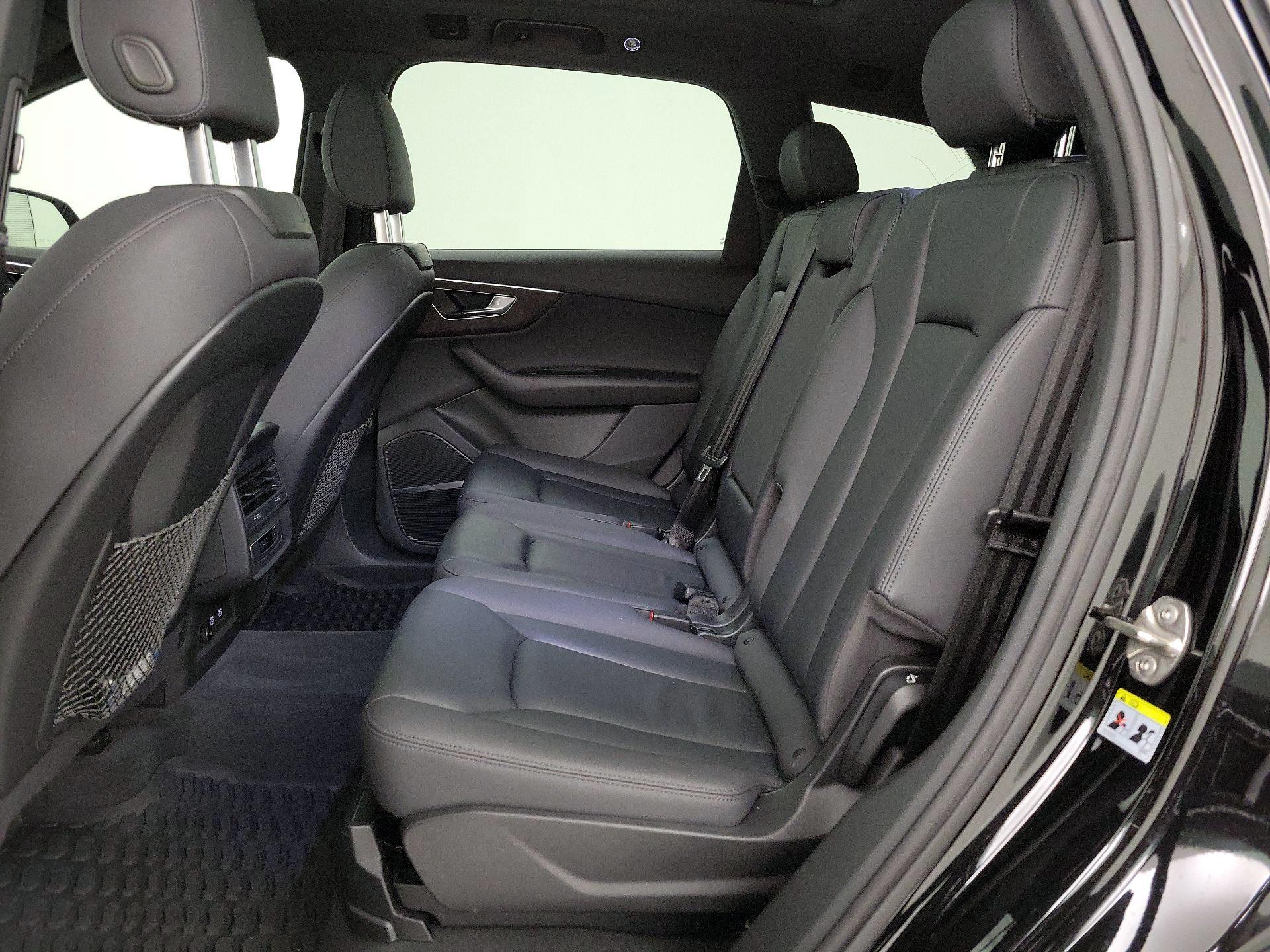 Thumbnail: 2021 Audi Q7 - 19
