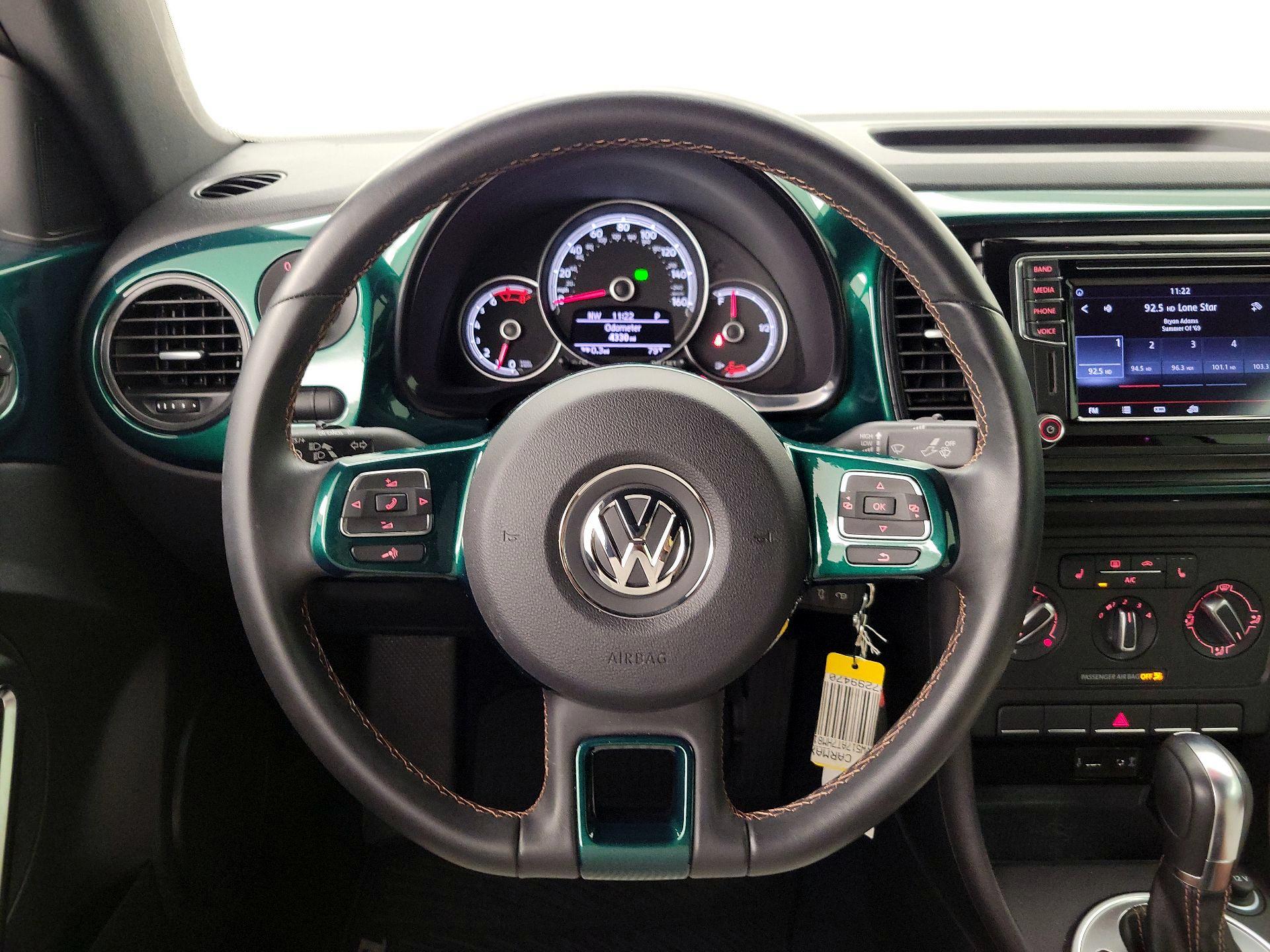 Thumbnail: 2017 Volkswagen Beetle - 10