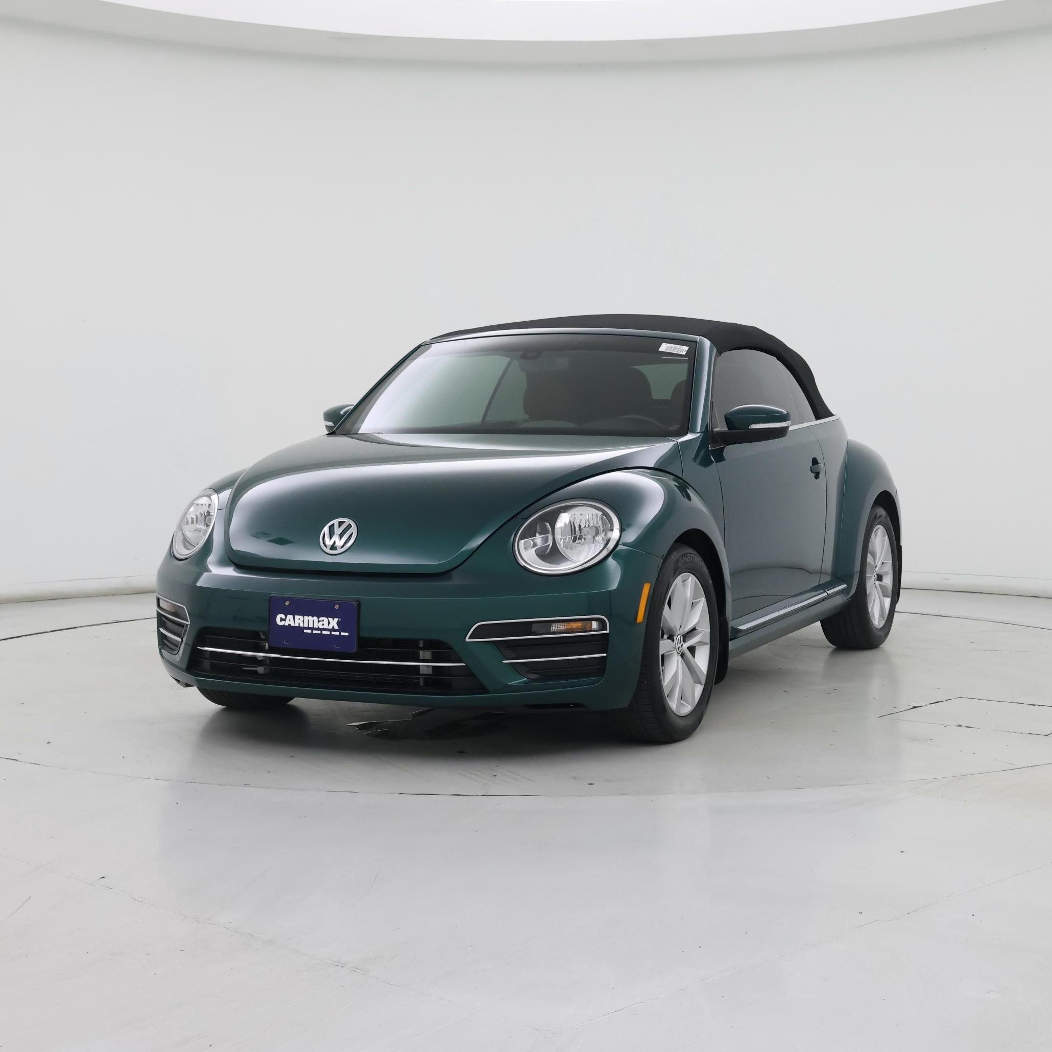 Thumbnail: 2017 Volkswagen Beetle - 4