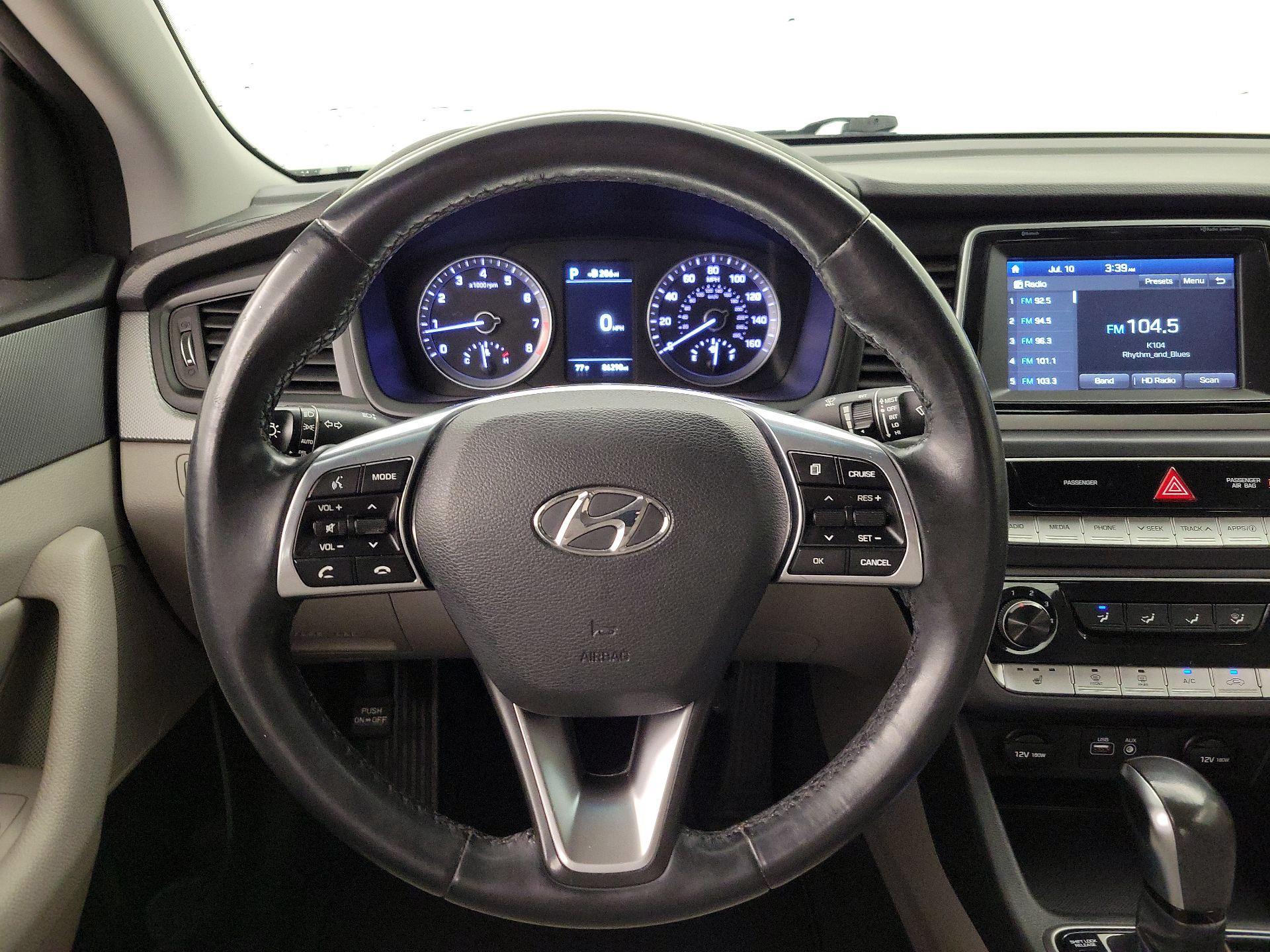 Thumbnail: 2018 Hyundai Sonata - 10