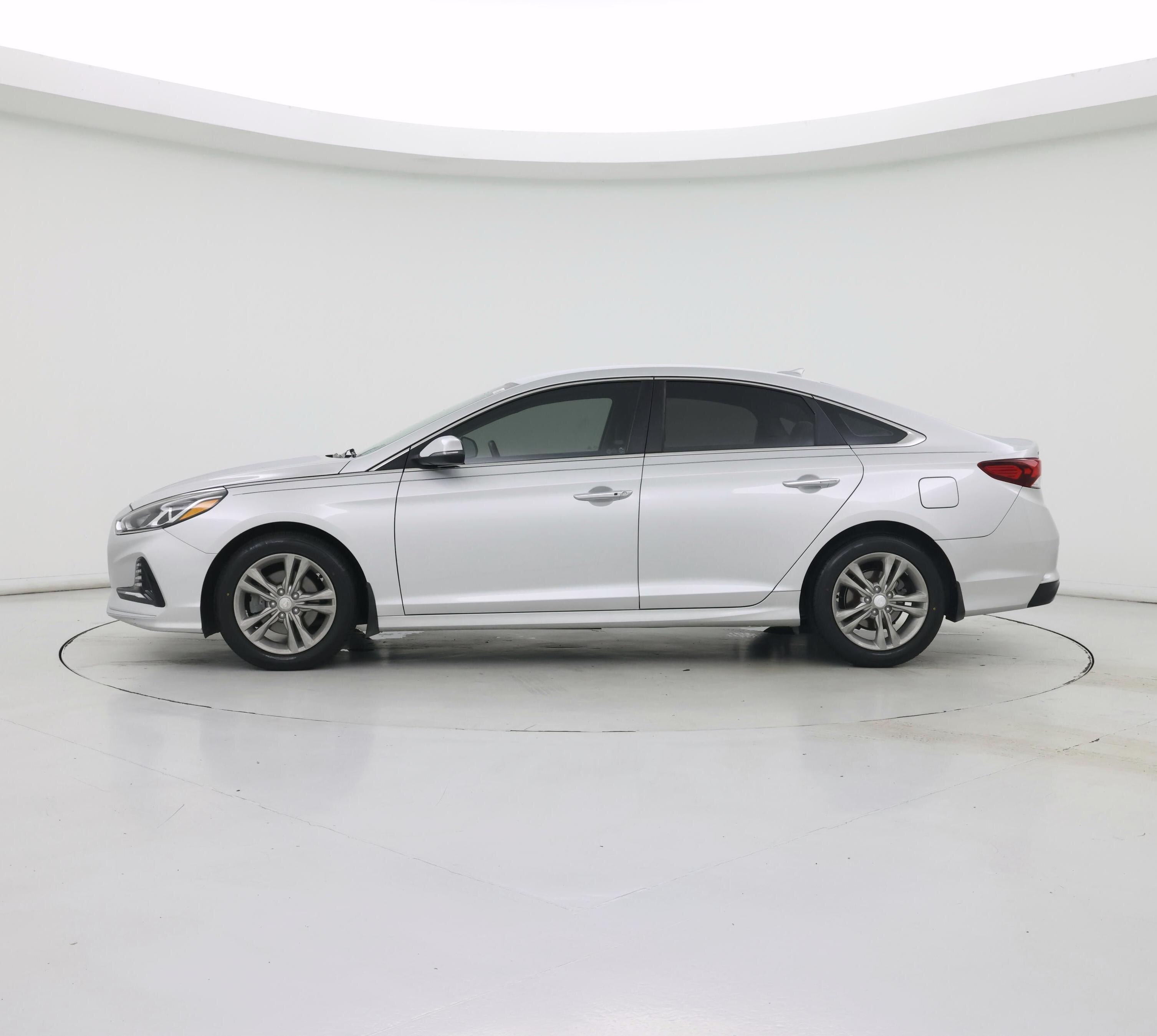 Thumbnail: 2018 Hyundai Sonata - 3