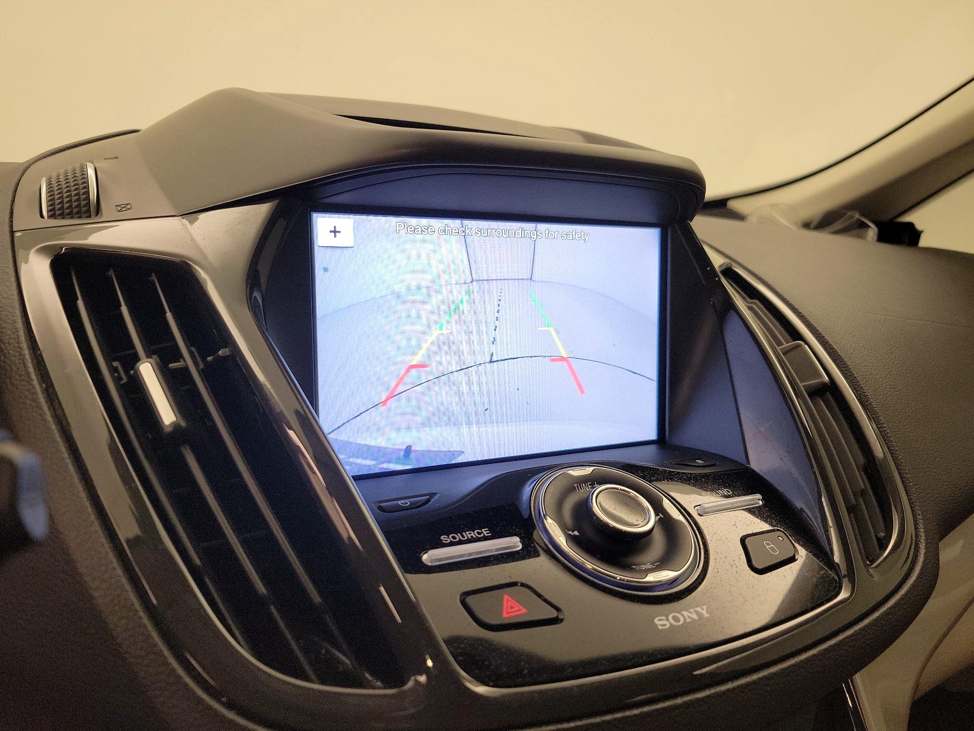 Thumbnail: 2016 Ford C-Max - 15