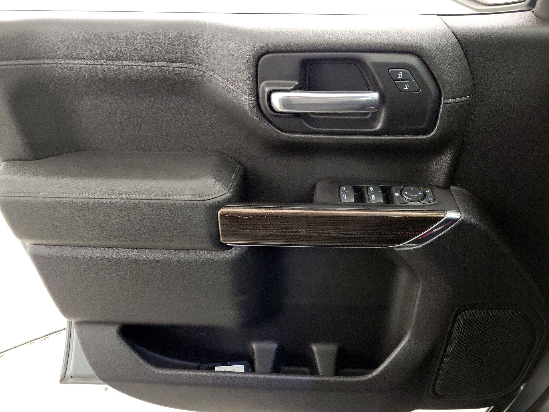 Thumbnail: 2019 Chevrolet Silverado 1500 - 12
