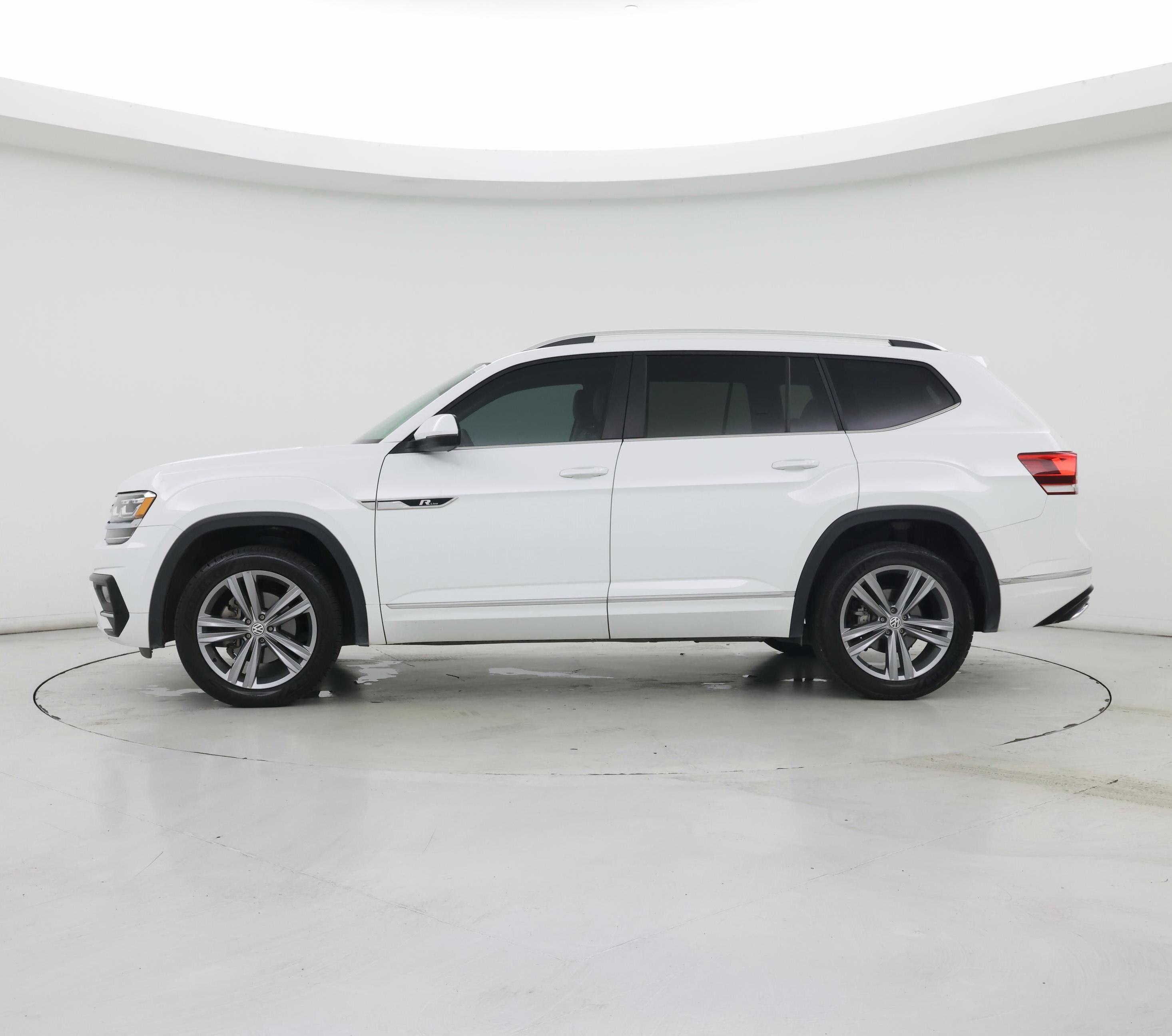 Thumbnail: 2018 Volkswagen Atlas - 3