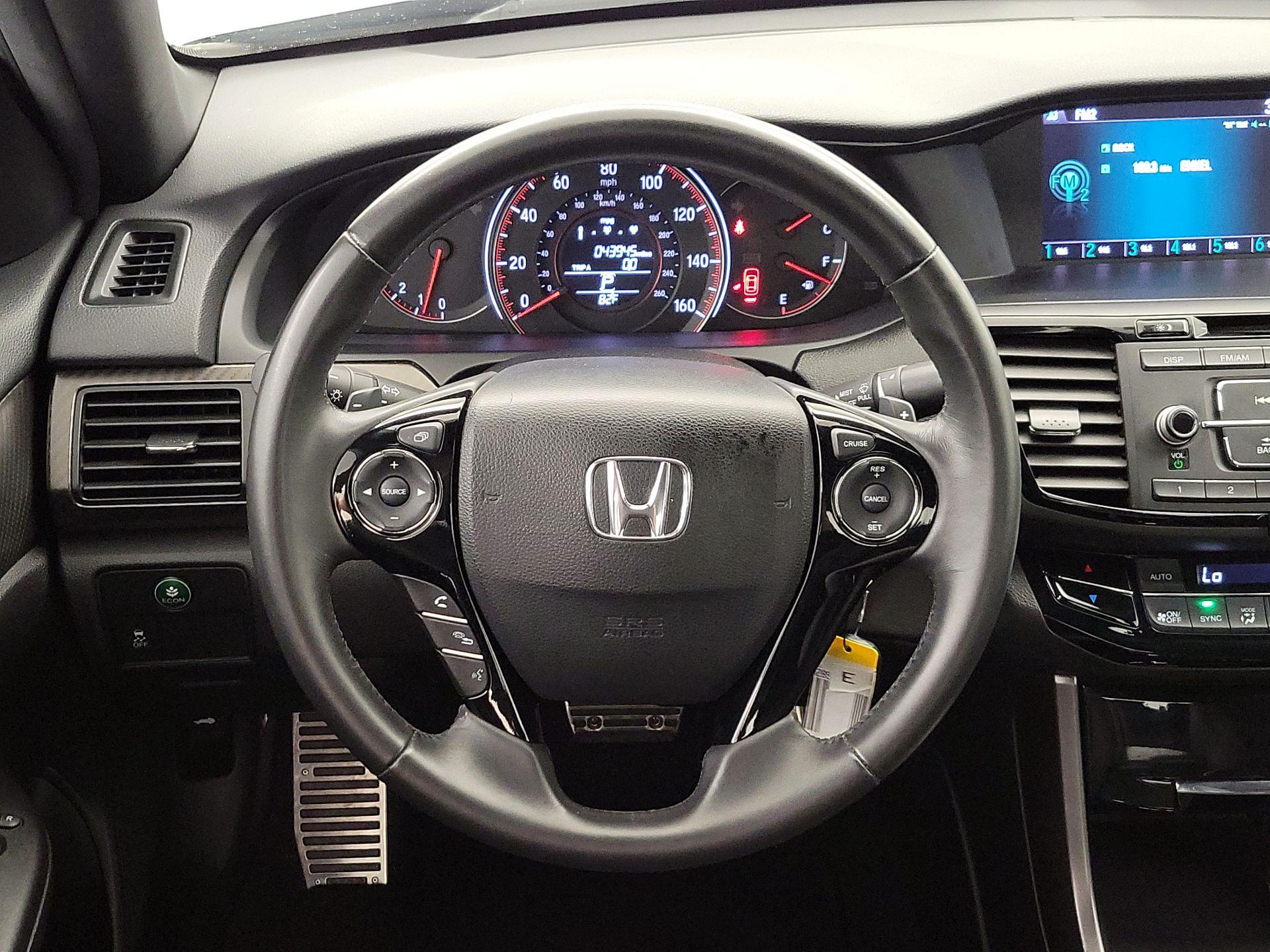 Thumbnail: 2016 Honda Accord - 10
