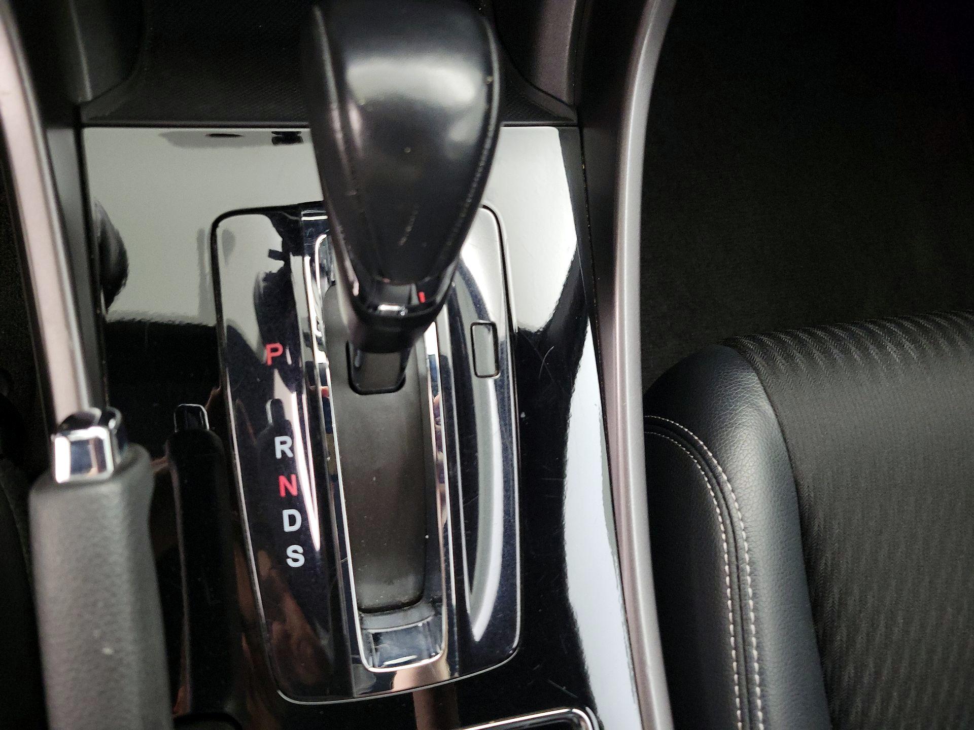 Thumbnail: 2016 Honda Accord - 17