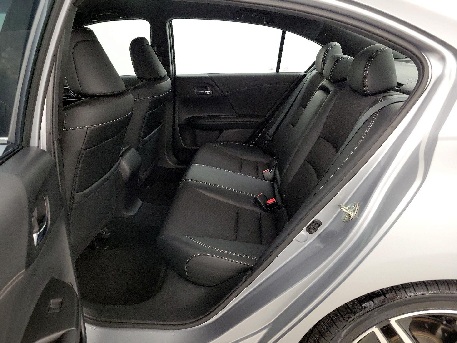 Thumbnail: 2016 Honda Accord - 19
